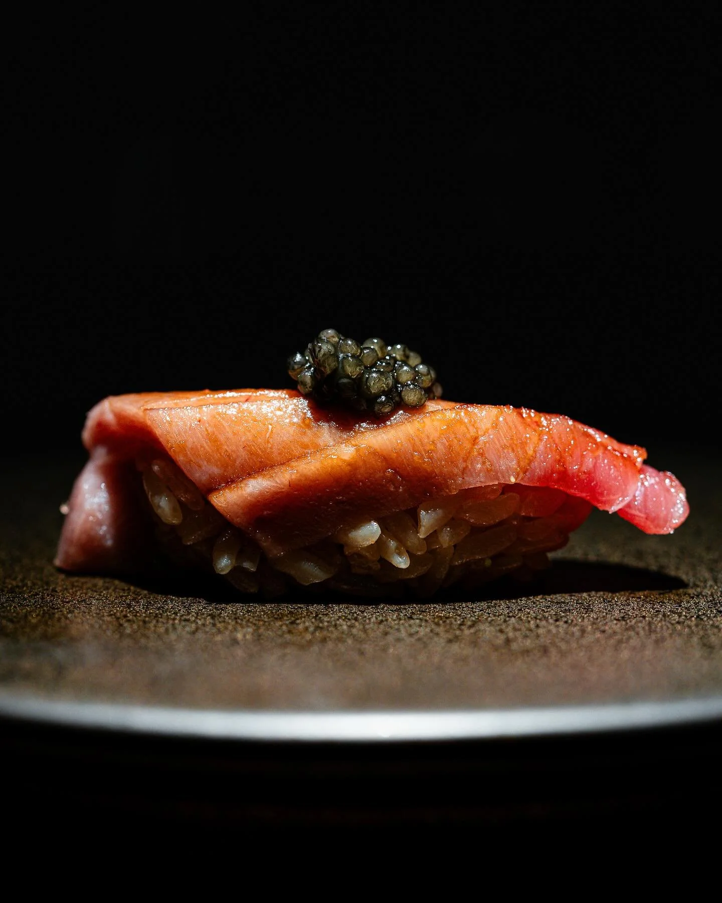Iki modern omakase done right: medium fatty bluefin tuna with premium caviar on top. This is a perfect combo! Of course the chef&rsquo;s able hands make the difference!

 #JapaneseCuisine #SushiTime #sushichef #GourmetSushi #MenloParkEats #SouthBayEa