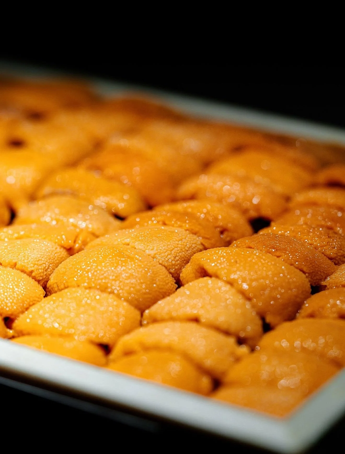 Hokkaido uni. One of the highest grade of uni. Something you have to experience 😍

📍Iki Omakase, Palo Alto
📸: @definitelybayarea 

#omakase #omakasesushi #paloaltoeats #omakaseexperience #japanesecuisine #finedining #southbaysushi #bayareasushi #l