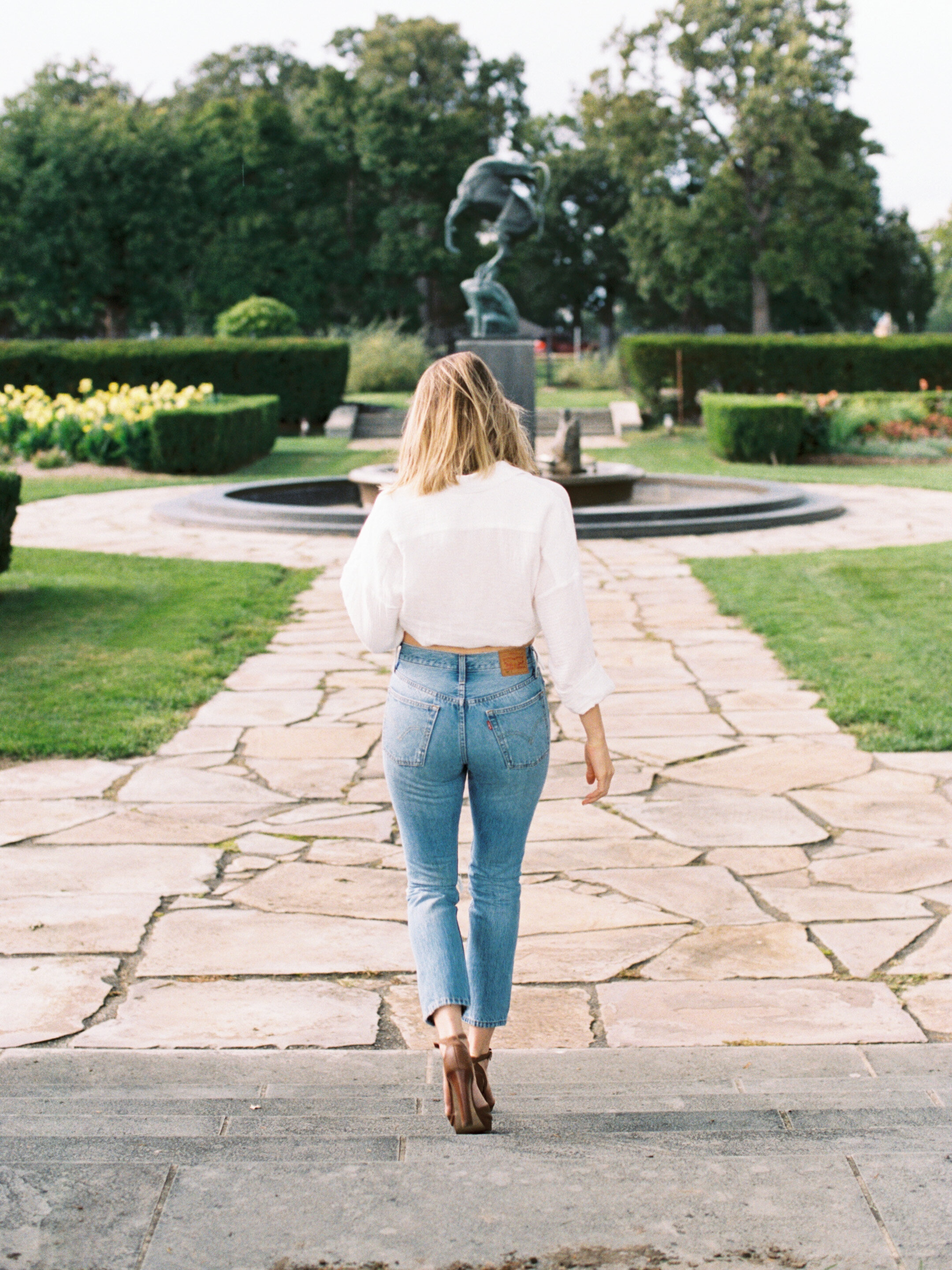 How to Shop for Jeans That Make Your Butt Look Good