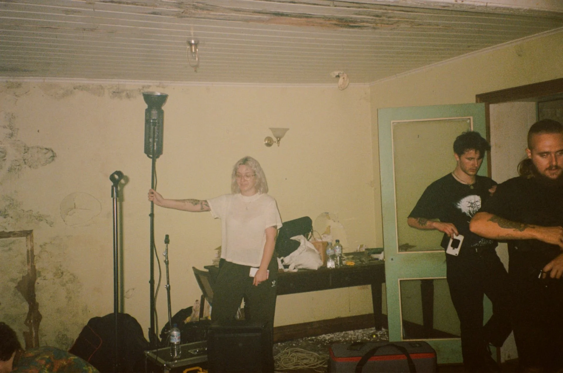 image137.jpg
