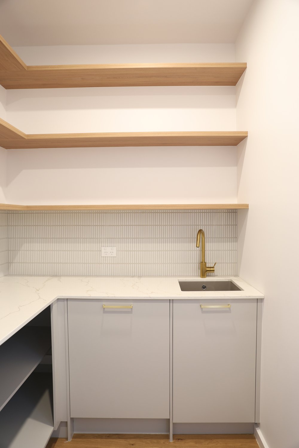Pantry 2.jpg