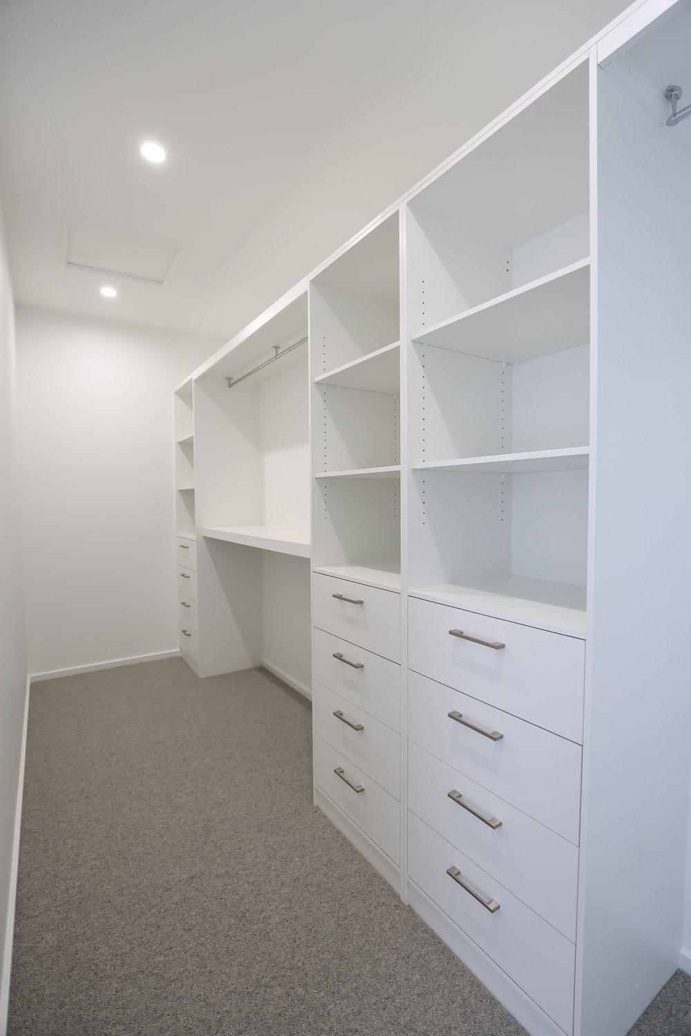6. Ensuite 11.jpg