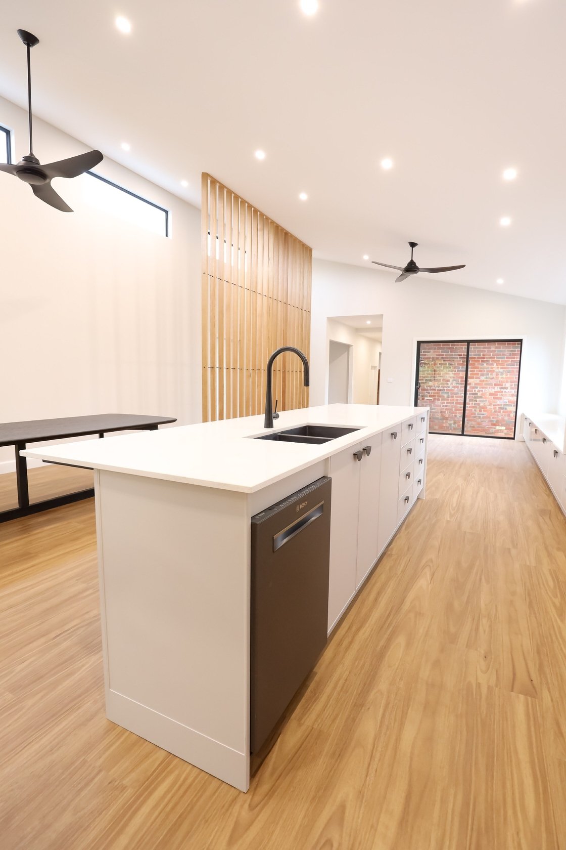 1. Kitchen 5.jpg
