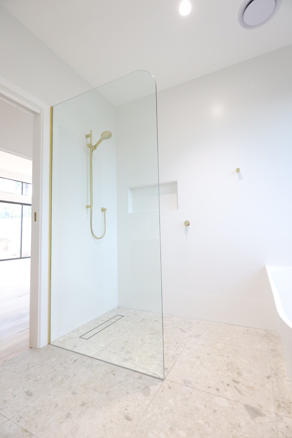 Bath 4.jpg