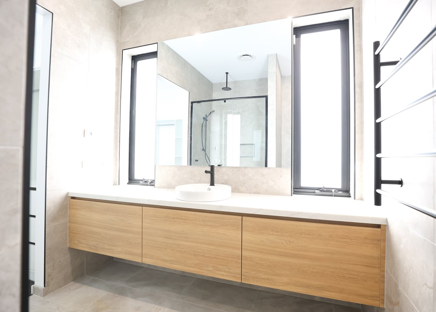 Ensuite 7.jpg