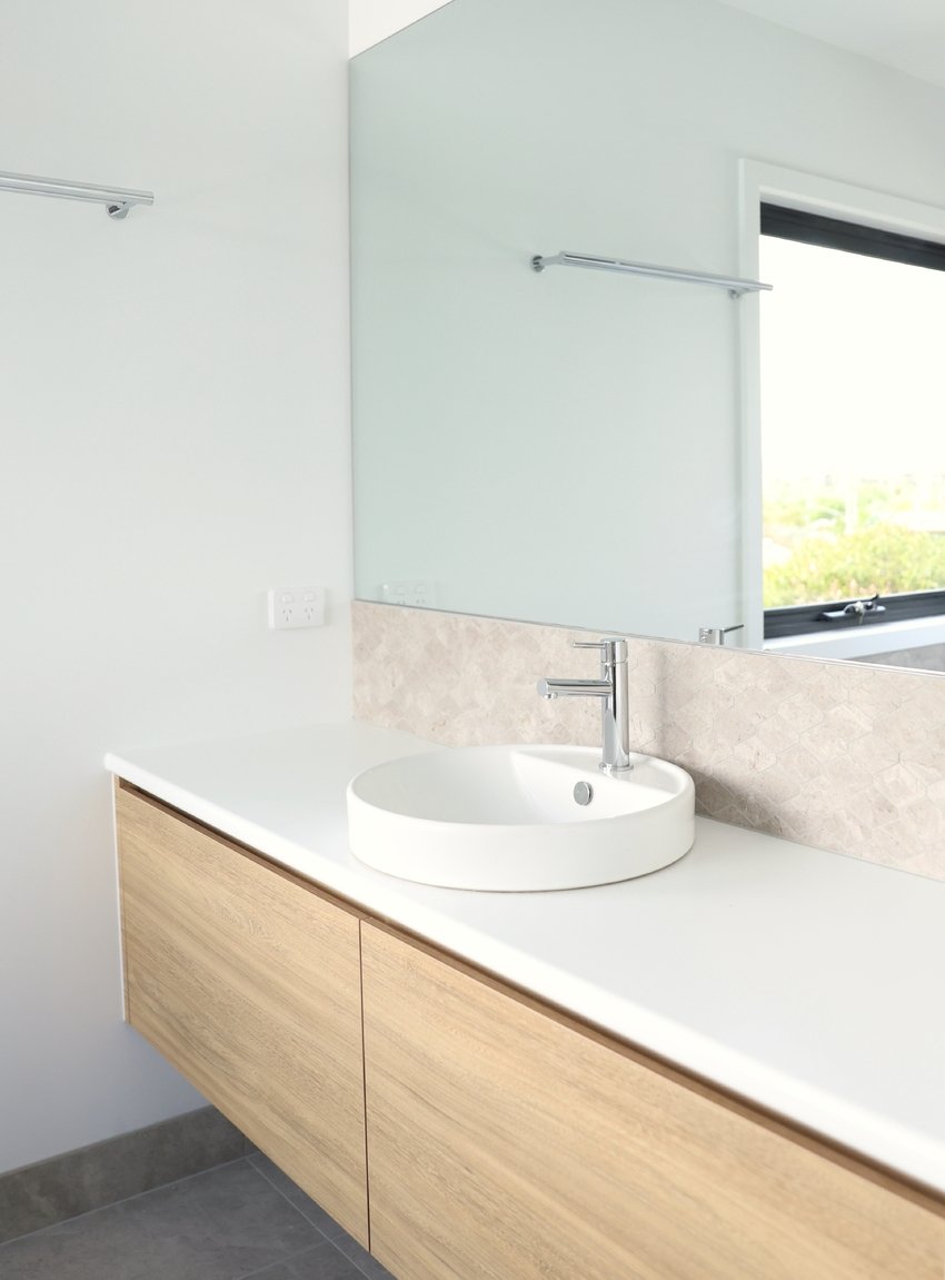 Bathroom 16.jpg