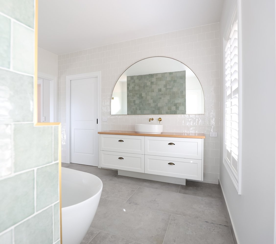 Ensuite 15.jpg