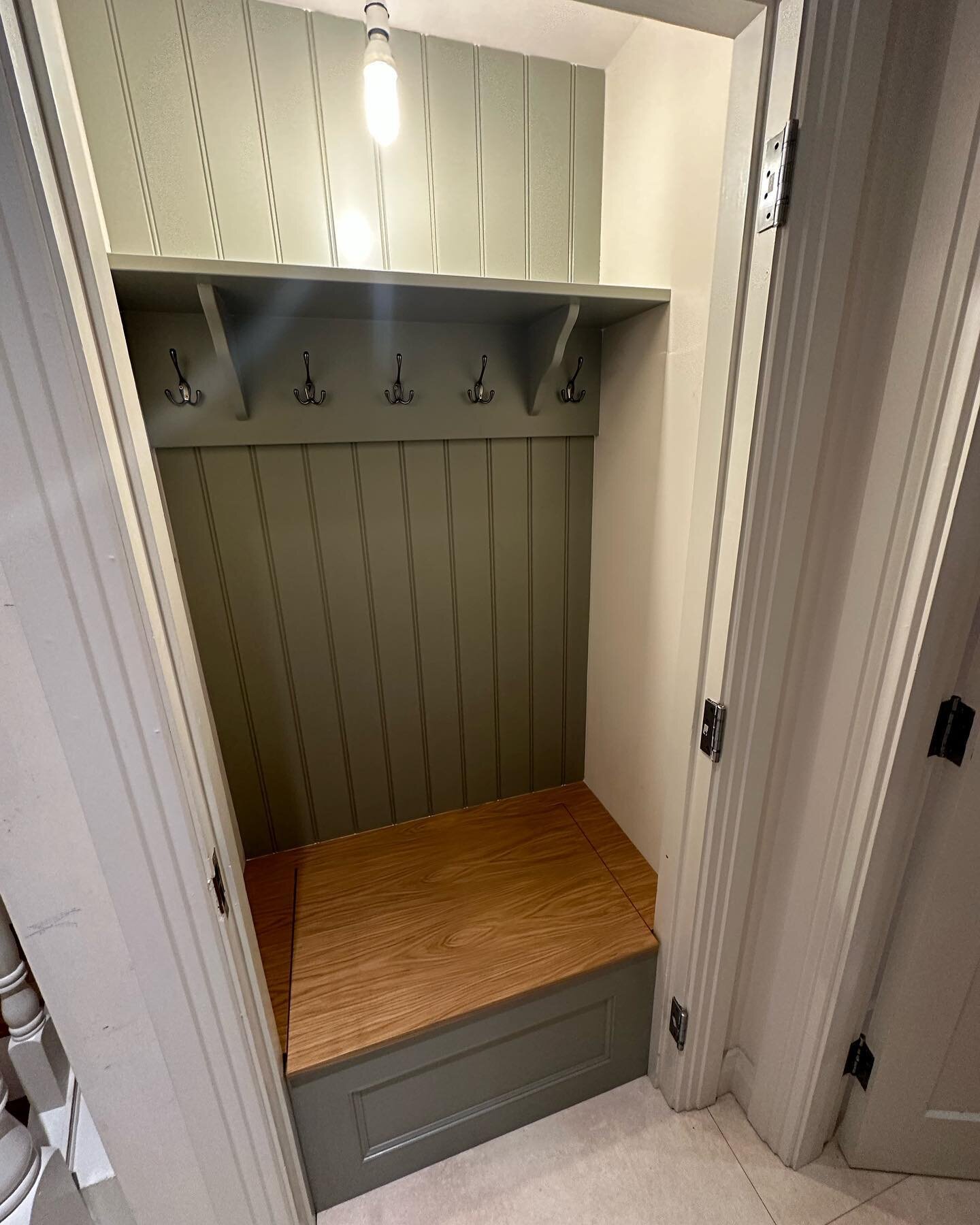 Part of yesterdays fit, before we started this was a standard press and now it has been transformed into a bespoke boot room unit. Making the most of the space with a lift up seat for added storage. 

Sprayed in &ldquo;silver birch&rdquo; from @colou