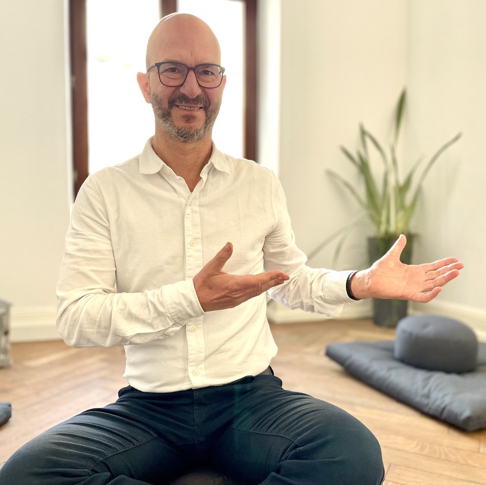 Thomas lädt ein.jpeg