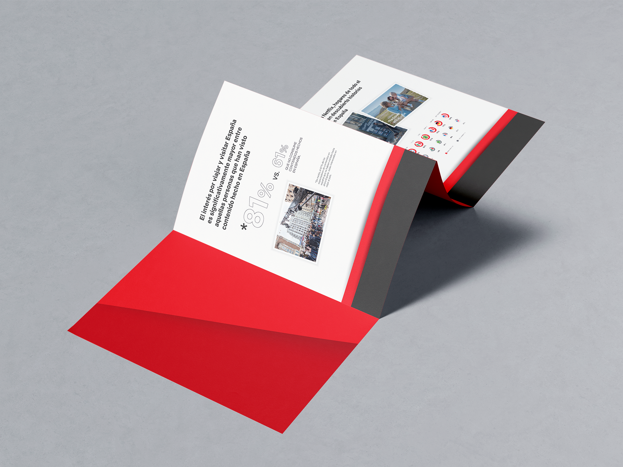 Free Folded Brochure PSD Mockup.png