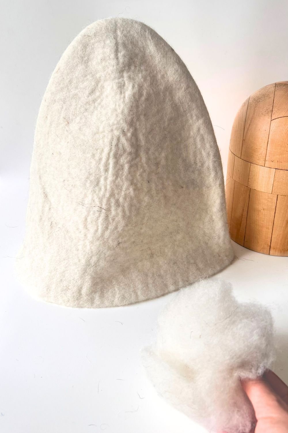 Feltforma Milk Shade Undyed Wool Sauna Hat for Infrared Sauna