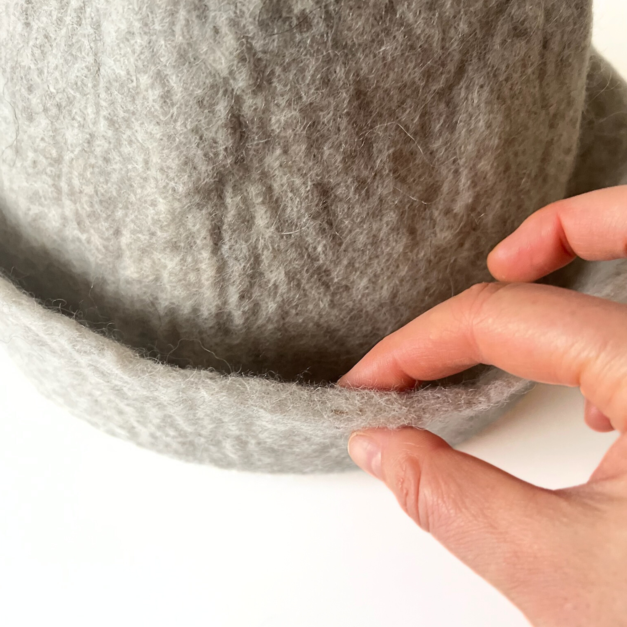 thick-felt-wool-sauna-hat-heat-protection.png