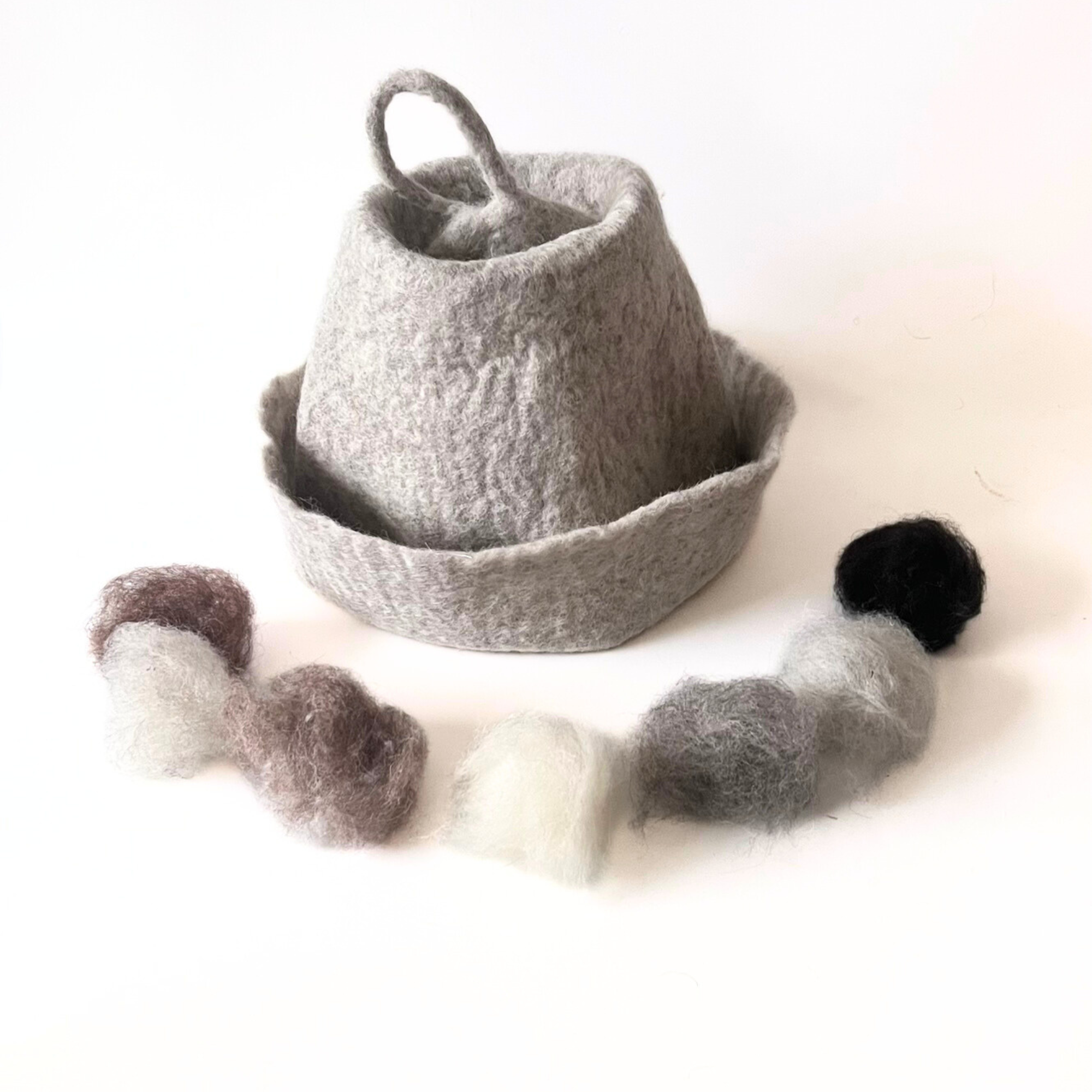 organic-wool-sauna-hat-natural-felt-texture.png