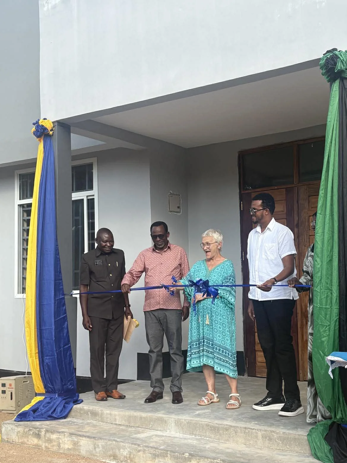 Åpning av biblioteket