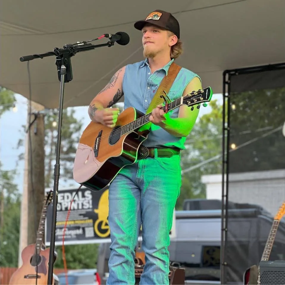 Live Music - Hunter Vincek 