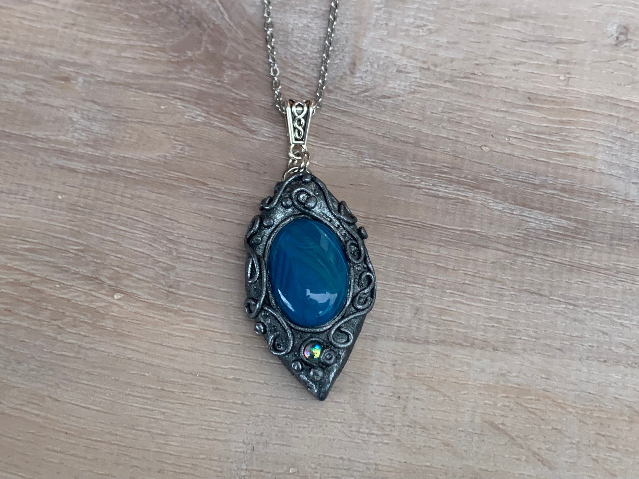 https://i.etsystatic.com/16857444/r/il/0576d9/3677470647/il_fullxfull.3677470647_8k2x.jpg
