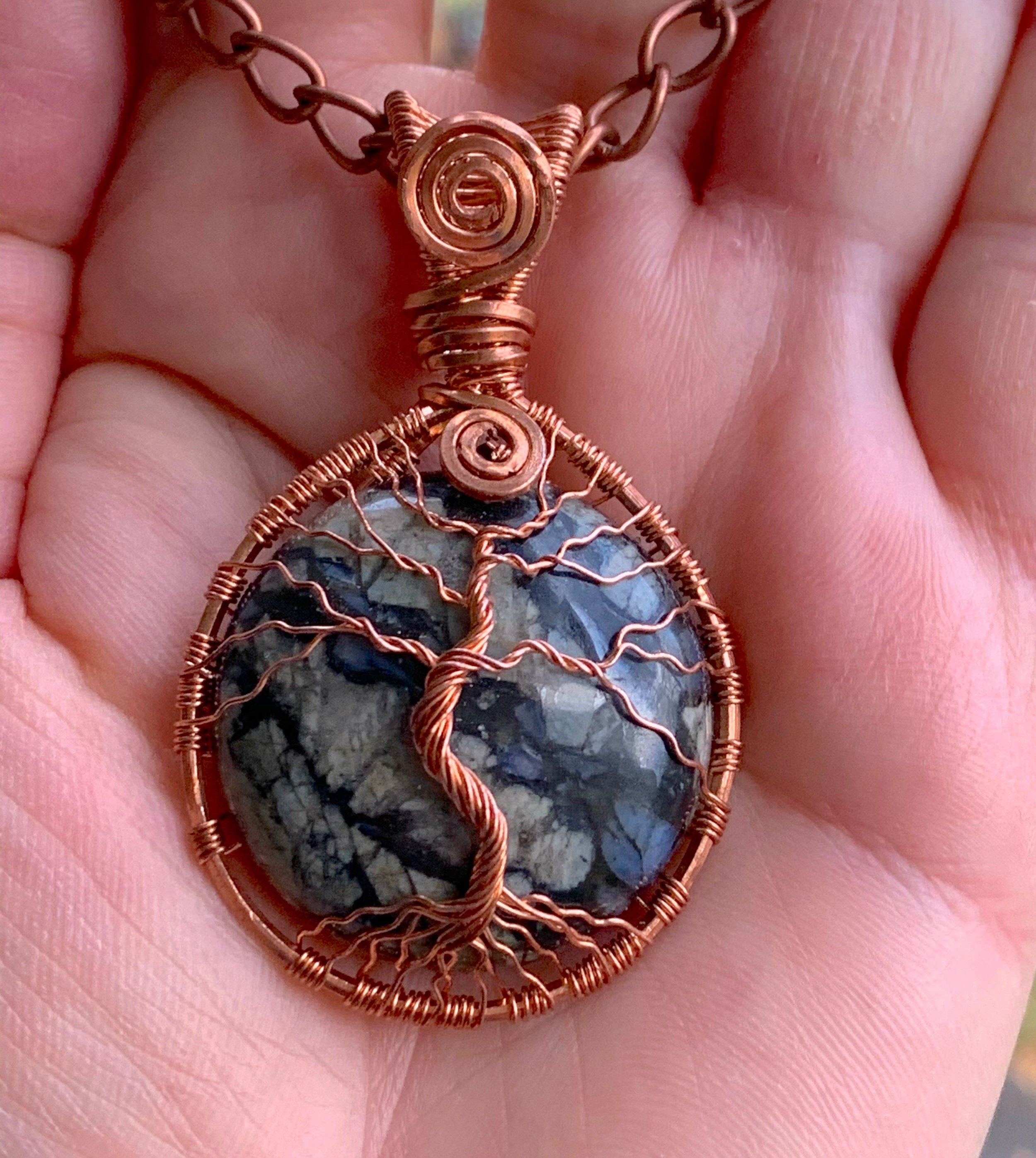 https://i.etsystatic.com/16857444/r/il/807b15/2688487653/il_fullxfull.2688487653_hst0.jpg