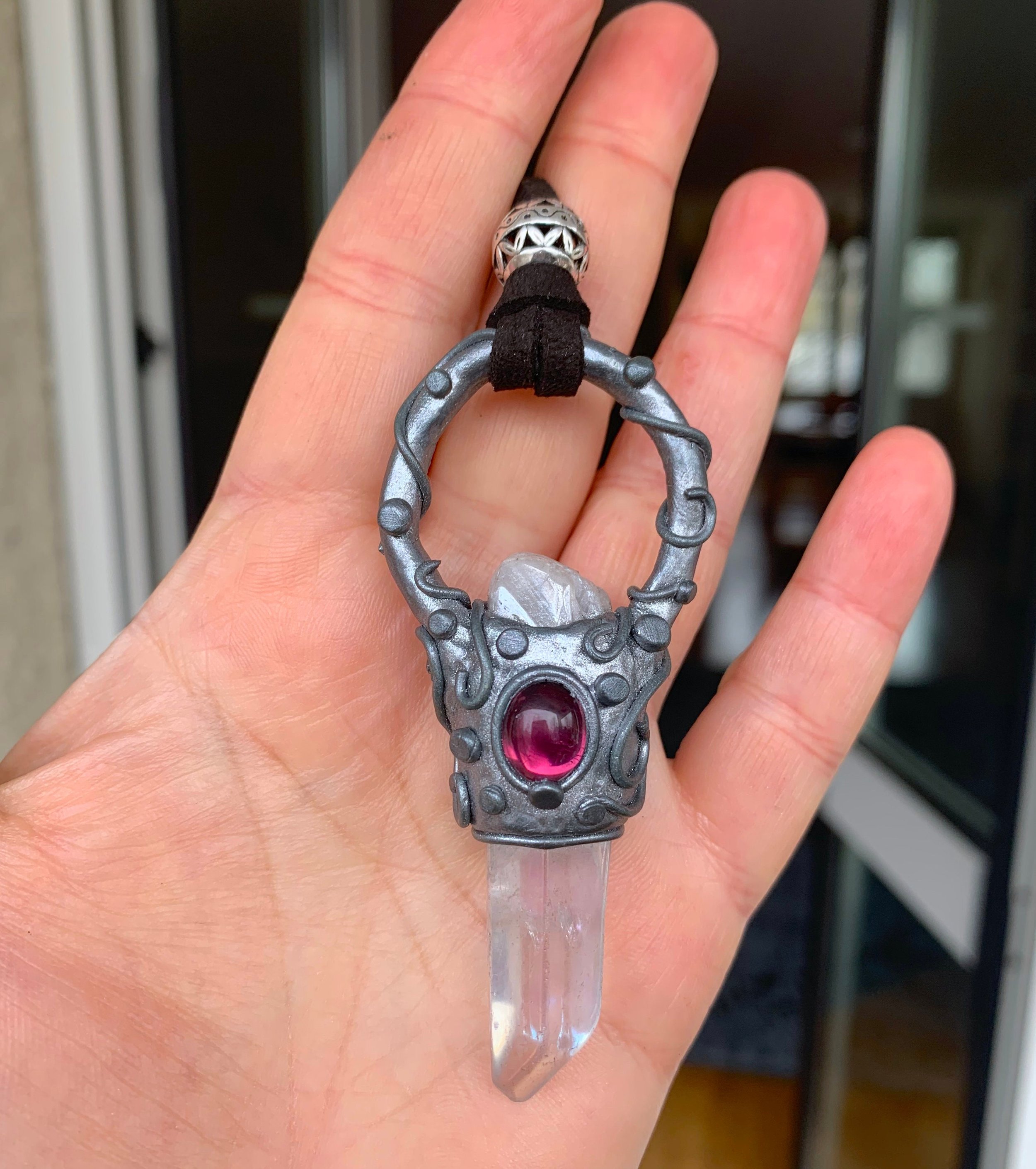 https://i.etsystatic.com/16857444/r/il/7d2e80/2877135100/il_fullxfull.2877135100_7fmn.jpg