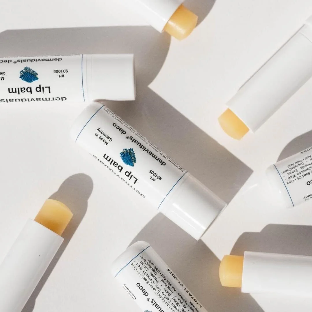 LIP REPAIR //⁣
⁣
Is your lip balm helping or hurting you in the long term?⁣
⁣
Unfortunately most conventional lip balms contain emulsifiers, mineral oils and silicones to temporarily make your lips feel better but eventually make them MORE dry so you