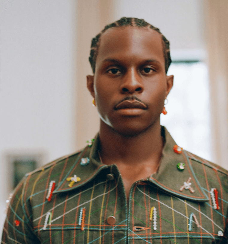 Temi | Ibisanmi - CREATIVE DIRECTOR + PHOTOGRAPHER (2025)