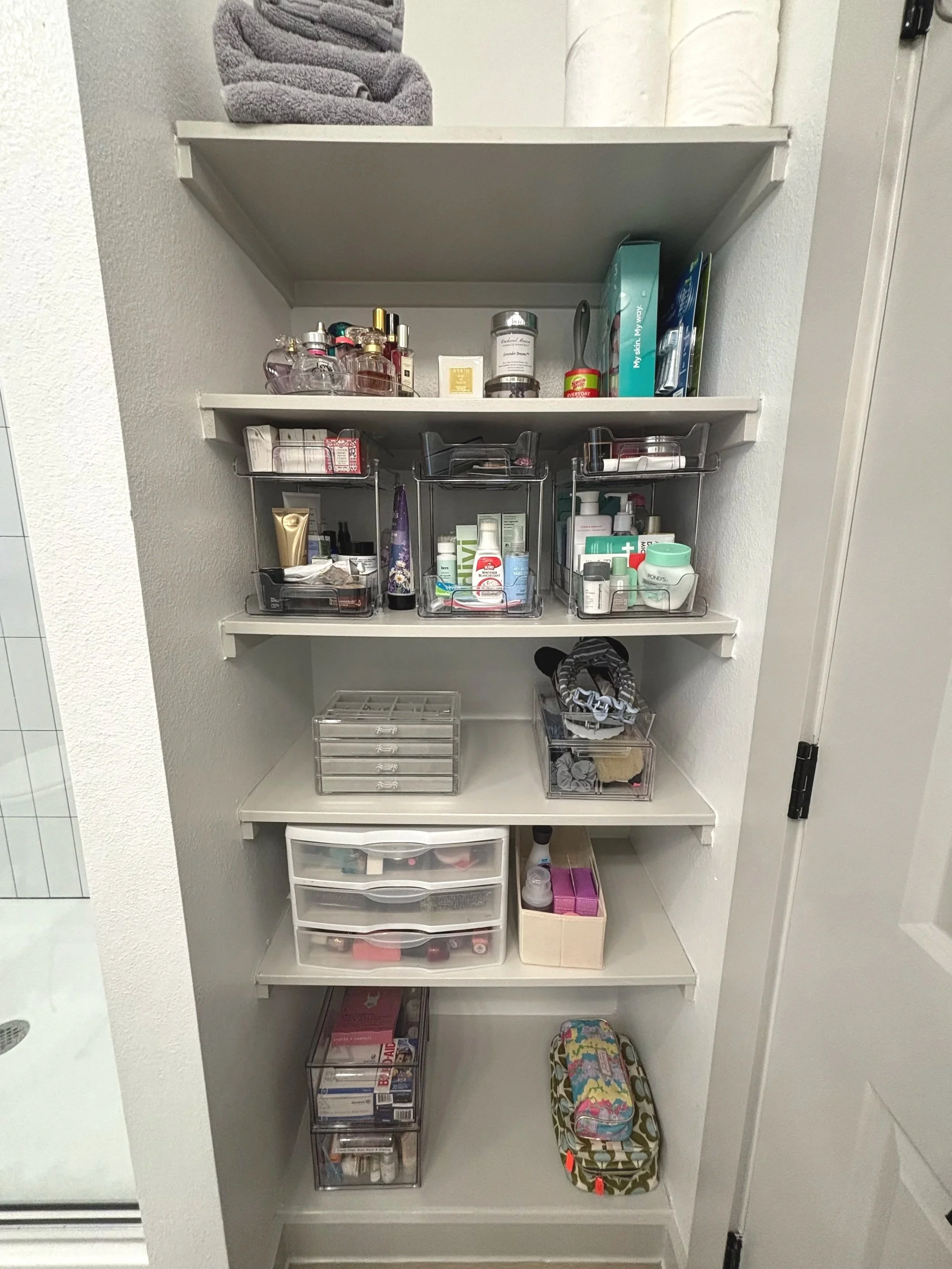 Small, one-off cabinets are often overlooked—but they play a big role in keeping your home organized. When these spaces are ignored, clutter builds up, items get lost, and daily routines become less efficient. Thoughtful organization in every cabinet