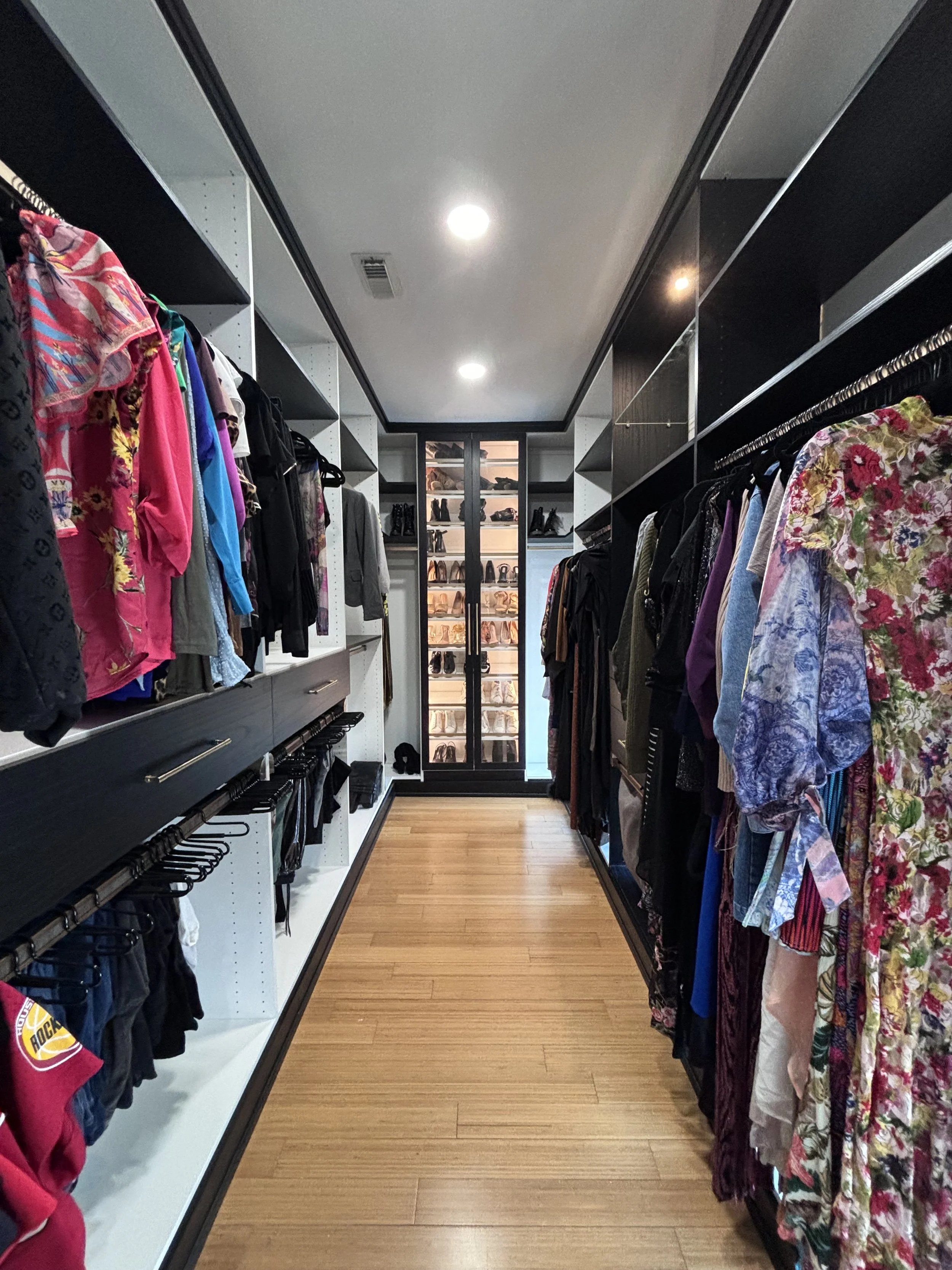 No matter the size of the closet, organizing products can change how a closet functions. Bedroom closets can really set the tone for your day. Organized closets add time back into your day instead of rummaging for a lost shoe or pants. Organized clos