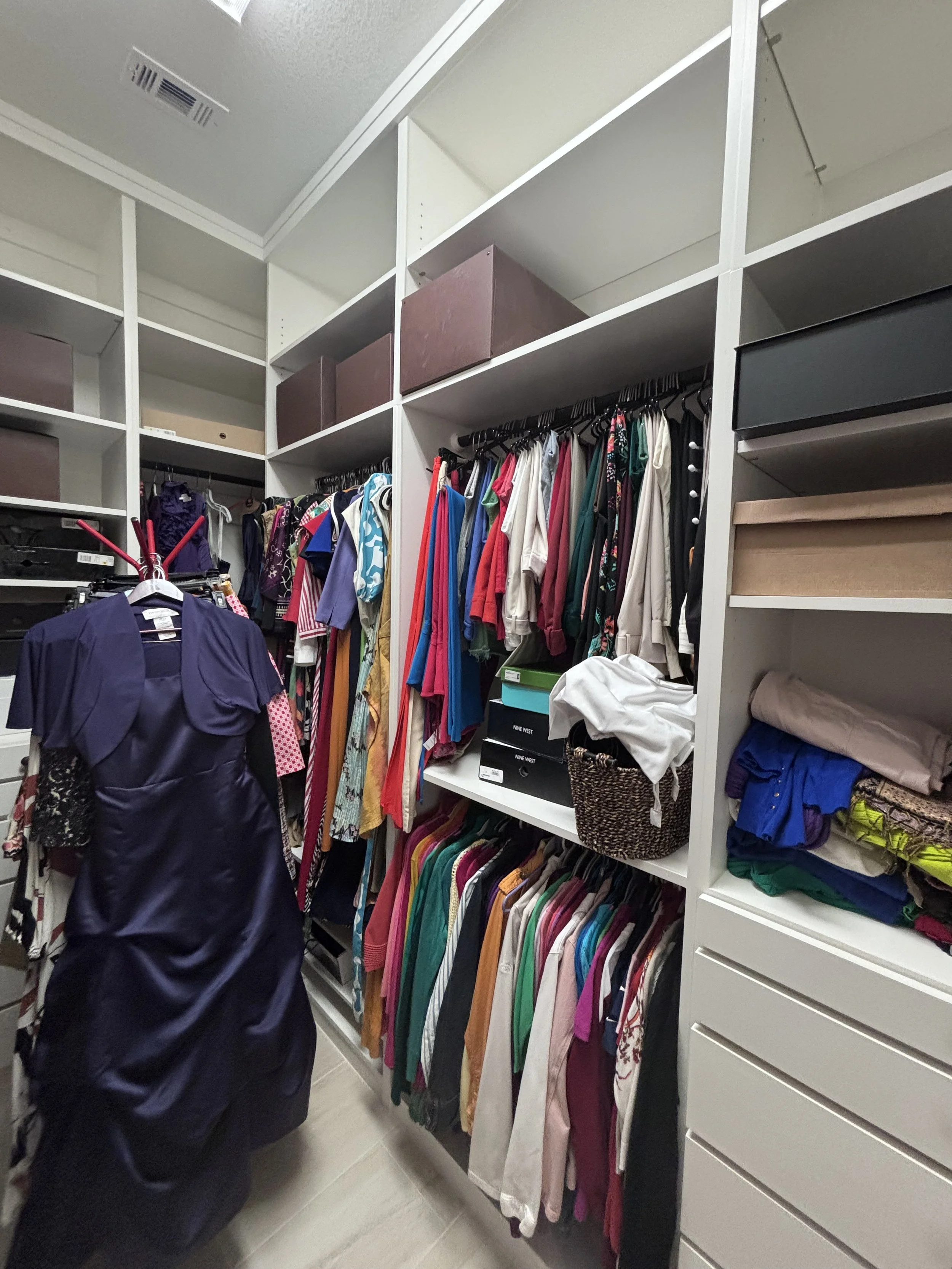 Bedroom closets can really set the tone for your day. Organized closets add time back into your day instead of rummaging for a lost shoe or pants. Organized closets also allow you to wear more of your wardrobe then when clothing is stuffed in a corne