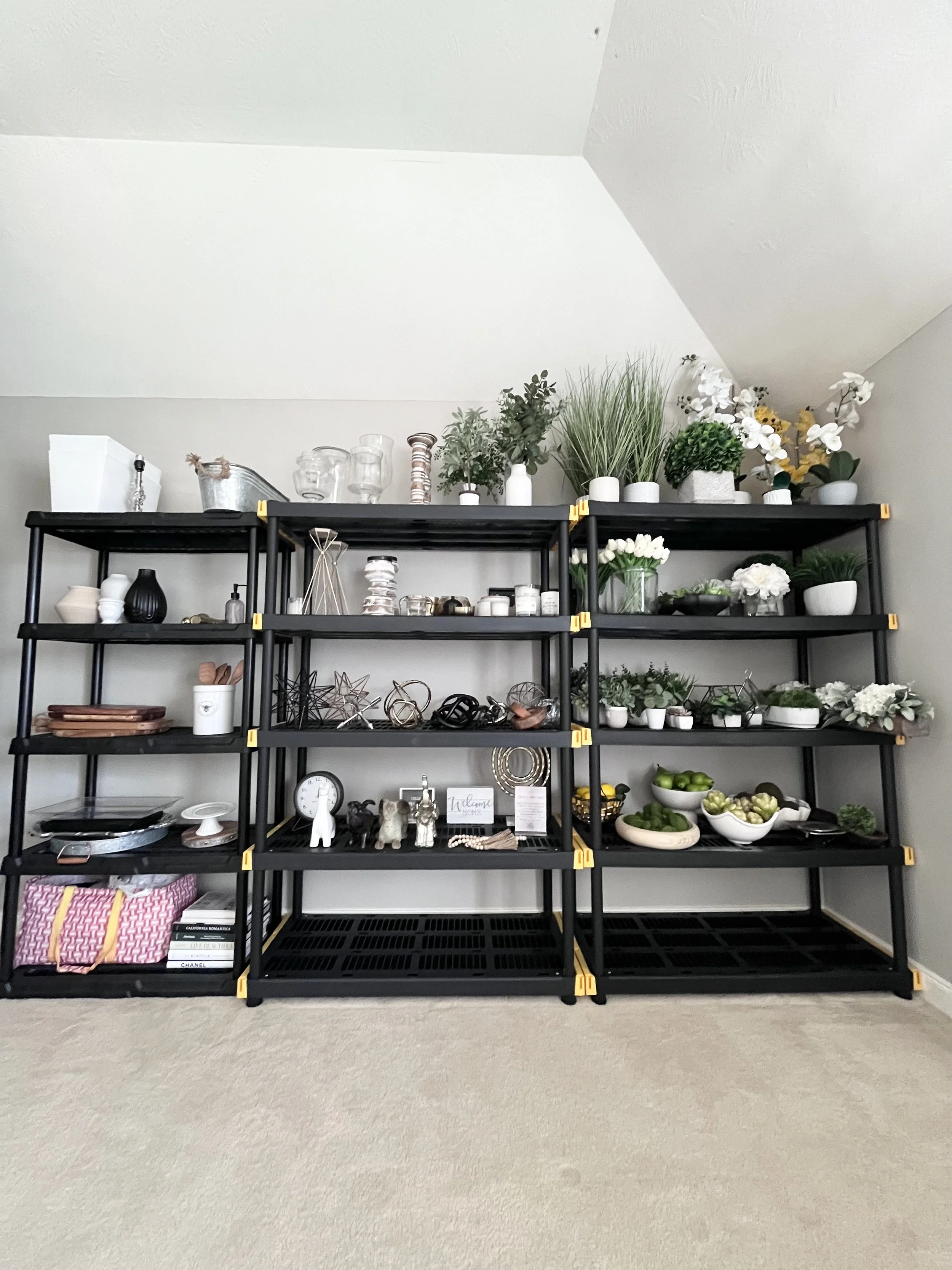 Staging is one of the many hats a Realtor wears during the buying or selling process. Having access to your staging products is essential when you are juggling multiple projects. Create a convenient and functional space for your business needs. 