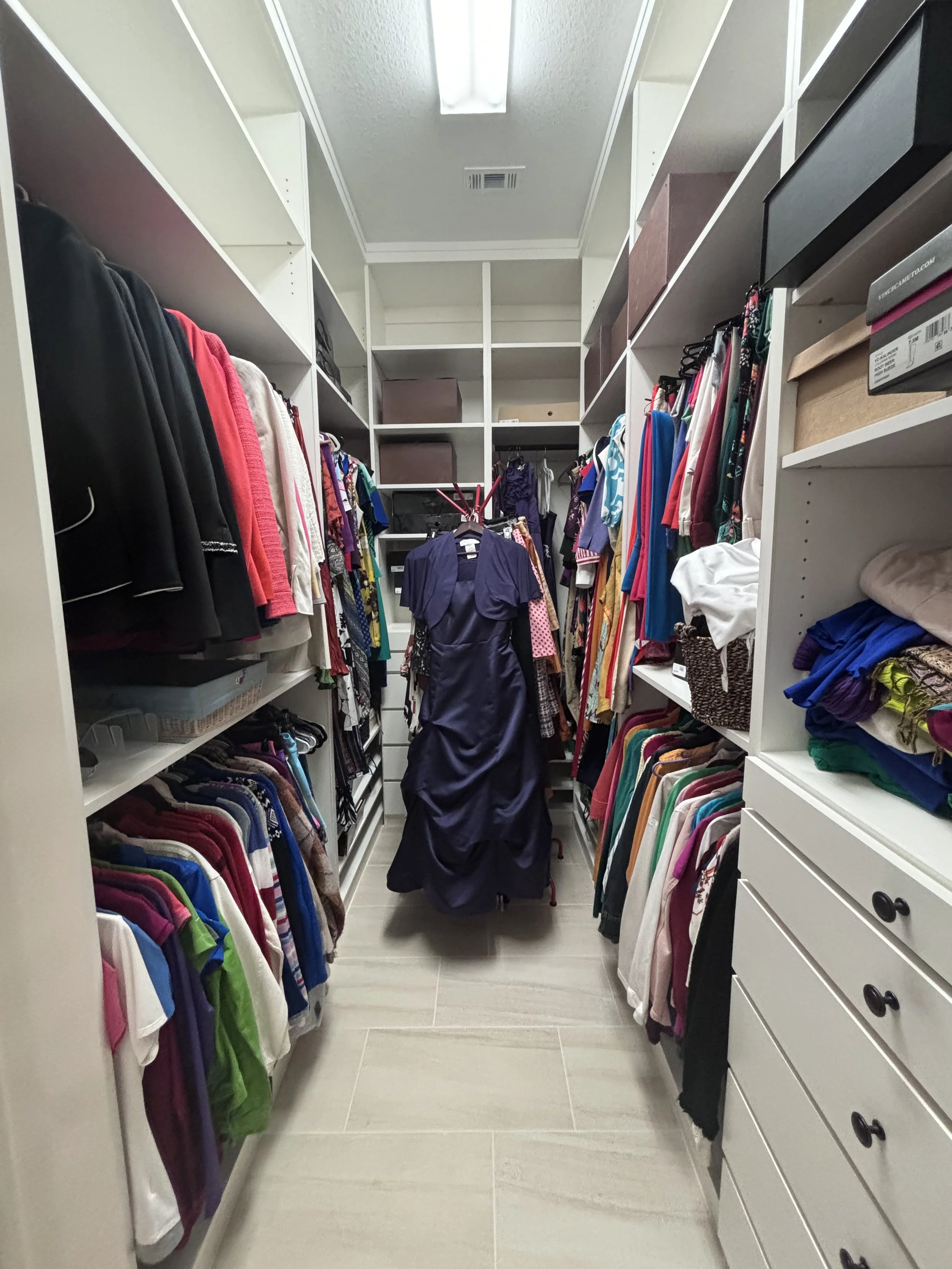 Bedroom closets can really set the tone for your day. Organized closets add time back into your day instead of rummaging for a lost shoe or pants. Organized closets also allow you to wear more of your wardrobe then when clothing is stuffed in a corne