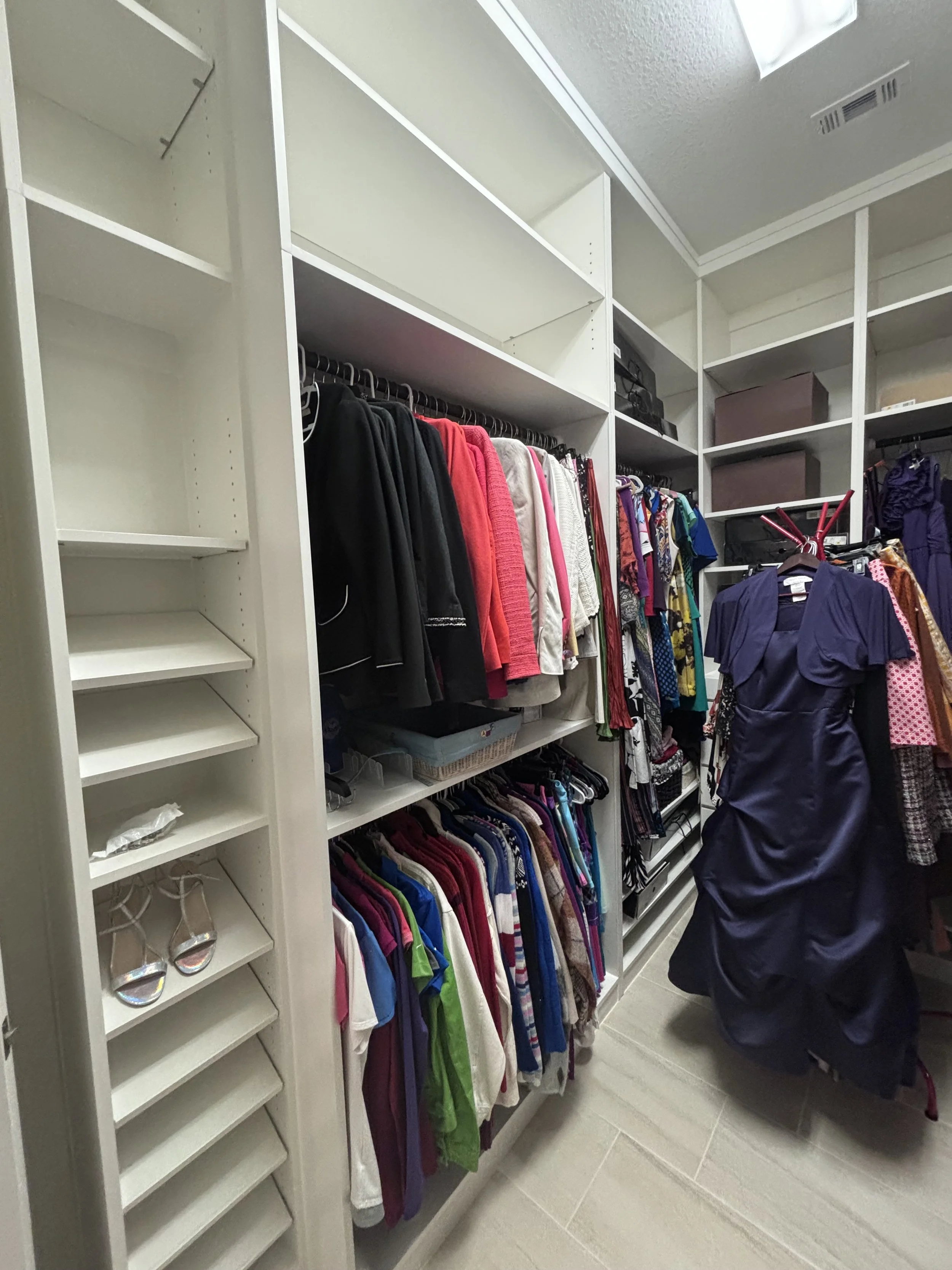 Bedroom closets can really set the tone for your day. Organized closets add time back into your day instead of rummaging for a lost shoe or pants. Organized closets also allow you to wear more of your wardrobe then when clothing is stuffed in a corne