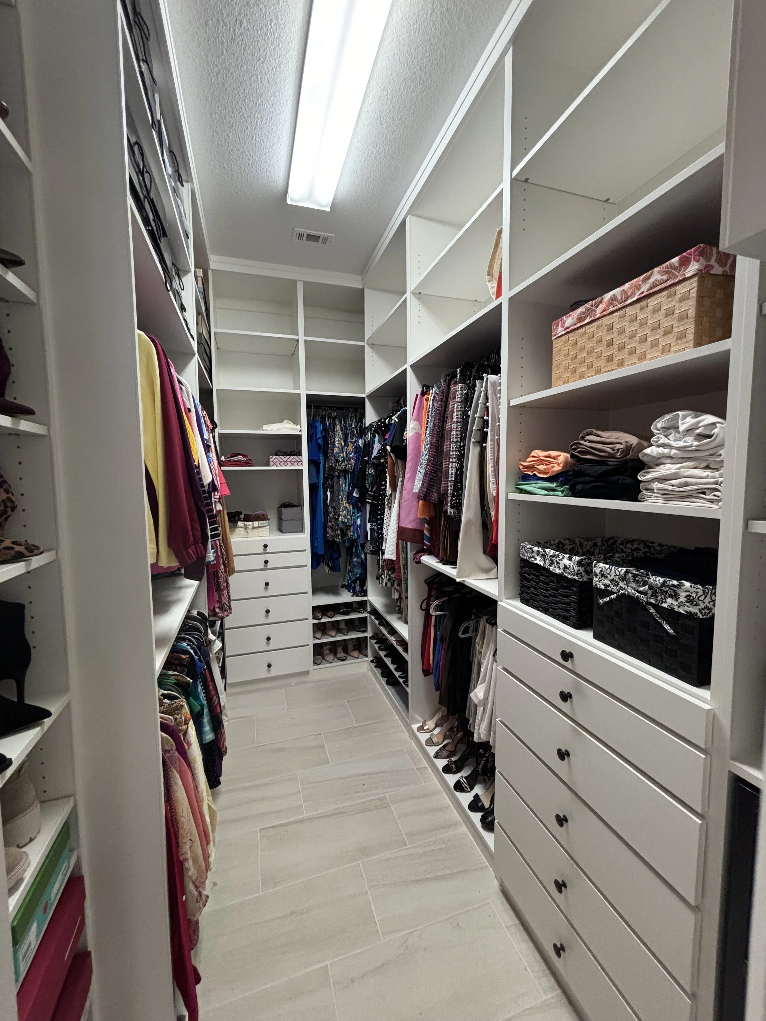 Bedroom closets can really set the tone for your day. Organized closets add time back into your day instead of rummaging for a lost shoe or pants. Organized closets also allow you to wear more of your wardrobe then when clothing is stuffed in a corne