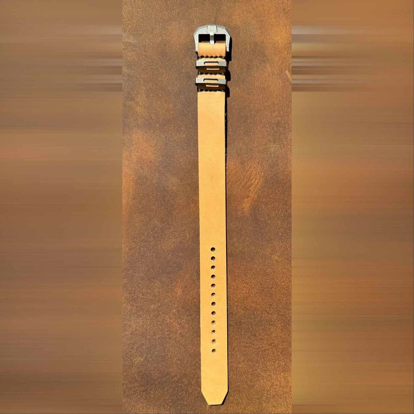 Another leather NATO going out with TAD hardware, this one on some new bone leather. #nybergmade #leathernato #handmade #tripleaughtdesign