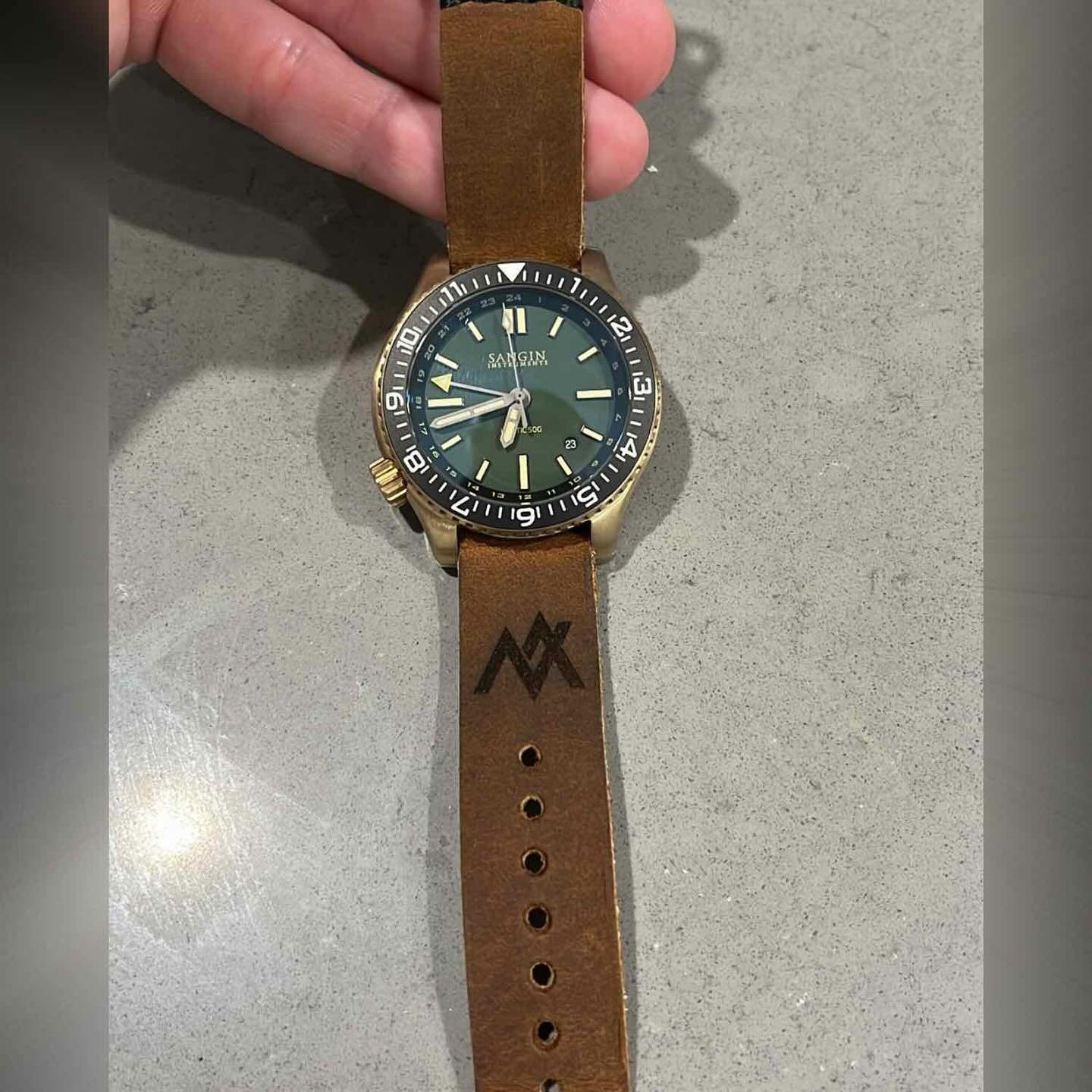 Customer supoed photo of a crazy horse NATO on the new Sangin SOG watch. Solid combo #nybergmade #sangininstruments #withyou #antiwatchwatchclub