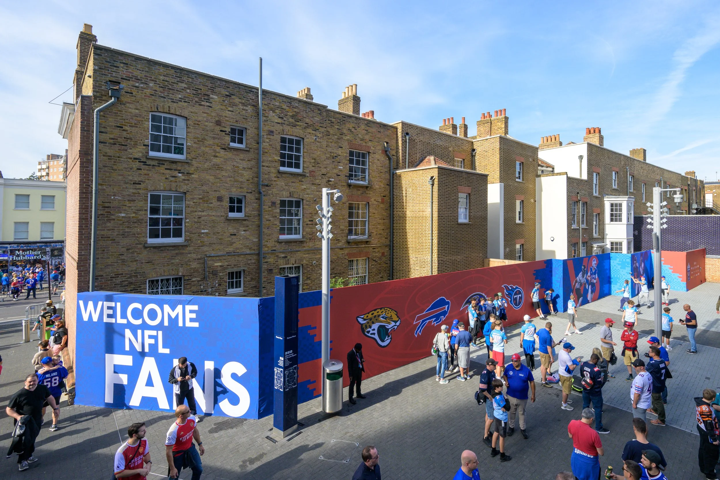 Tottenham Decor 535.JPG