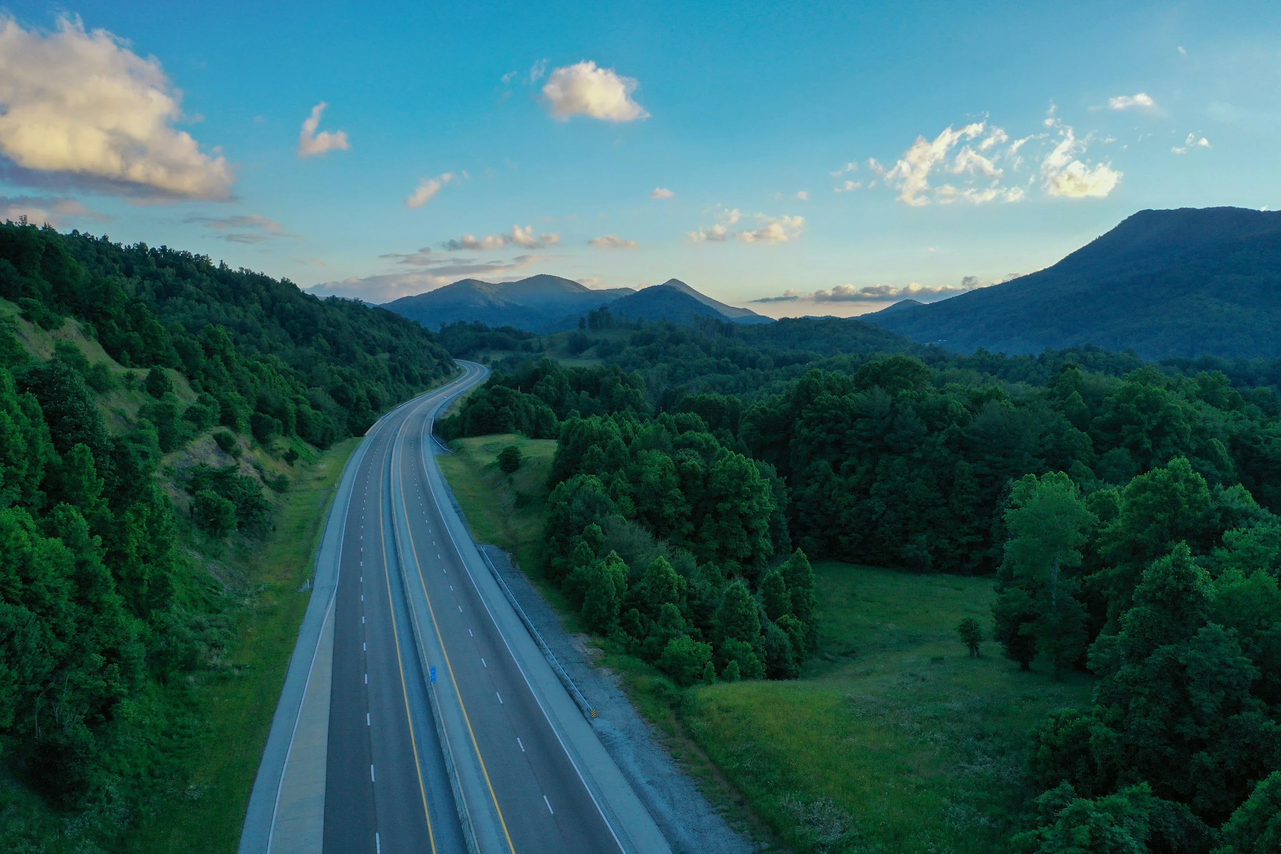 Tennessee mountains and highways