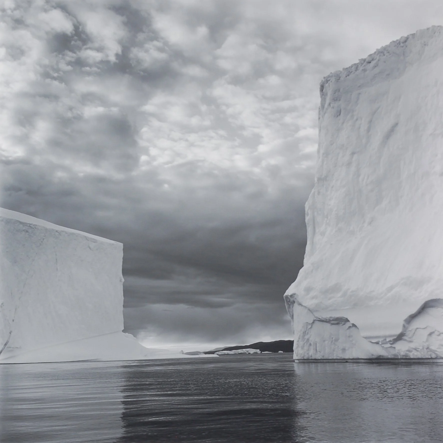 ICE 21A © Lynn Davis.jpg