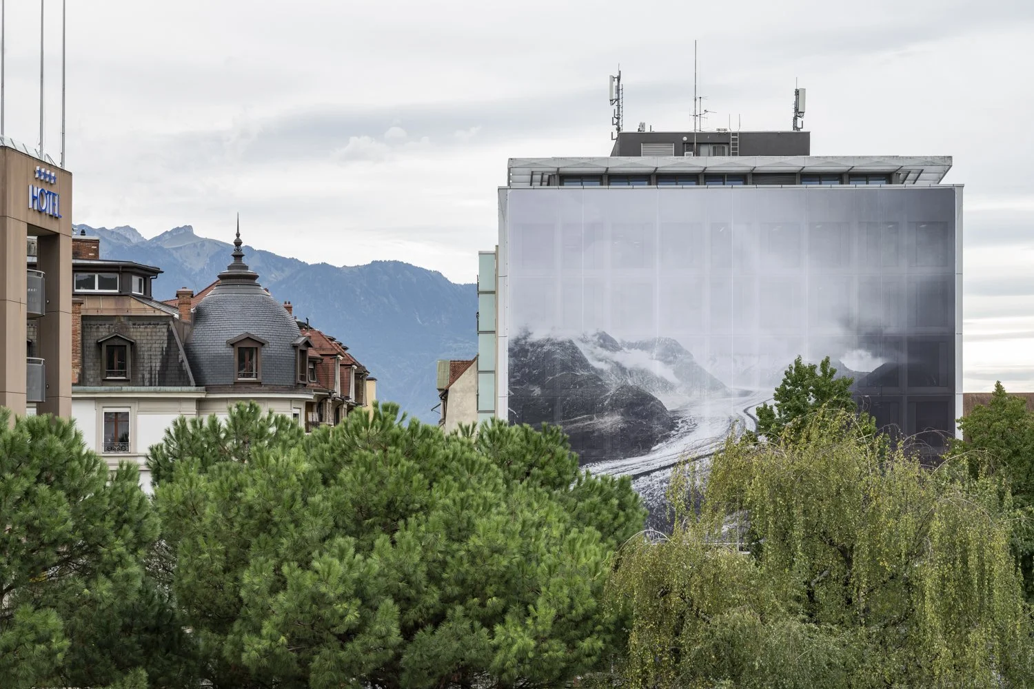 Art by © Andreas Grusky