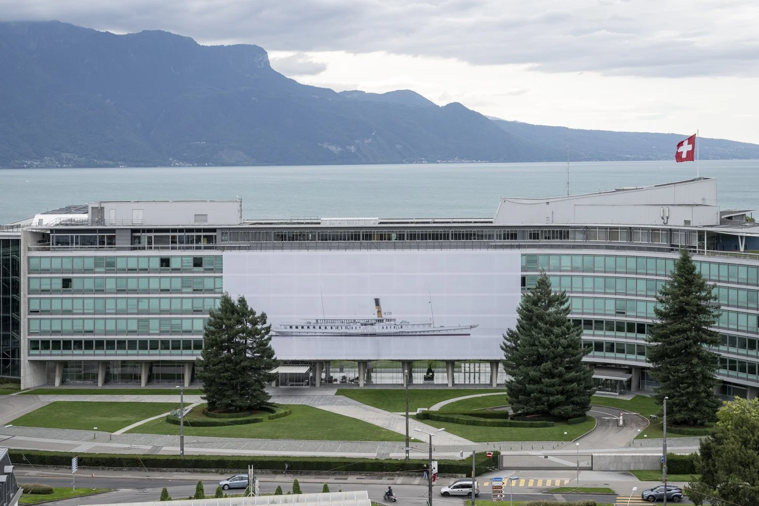 Art by © Vincent Jenly