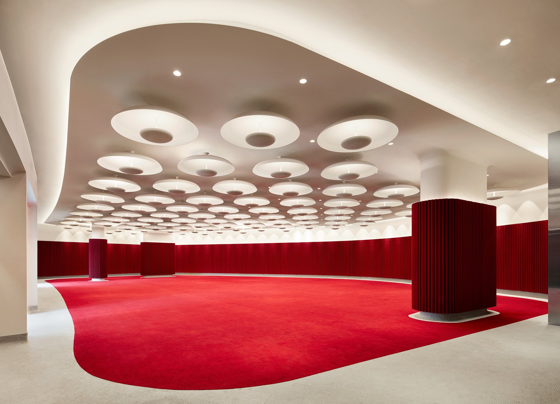 inc-architecture-design-twa-hotel-jfk.jpeg