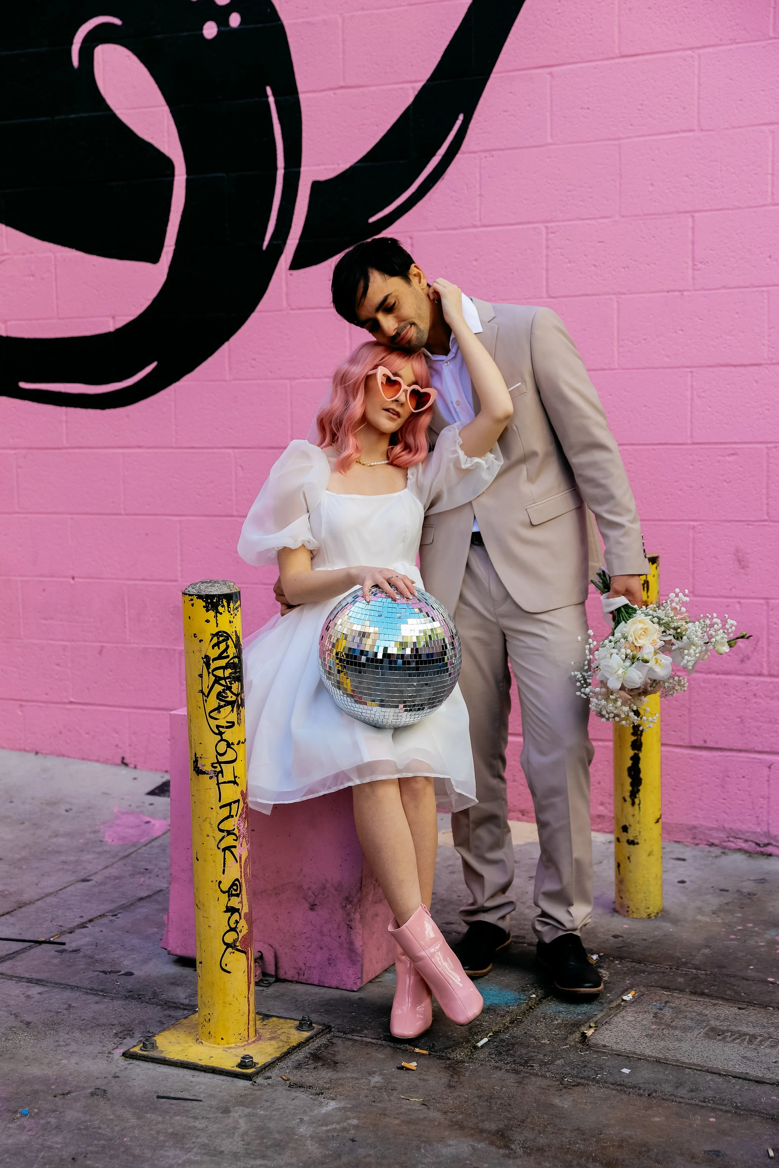 Fashion-Vegas-Elopement-3.jpg