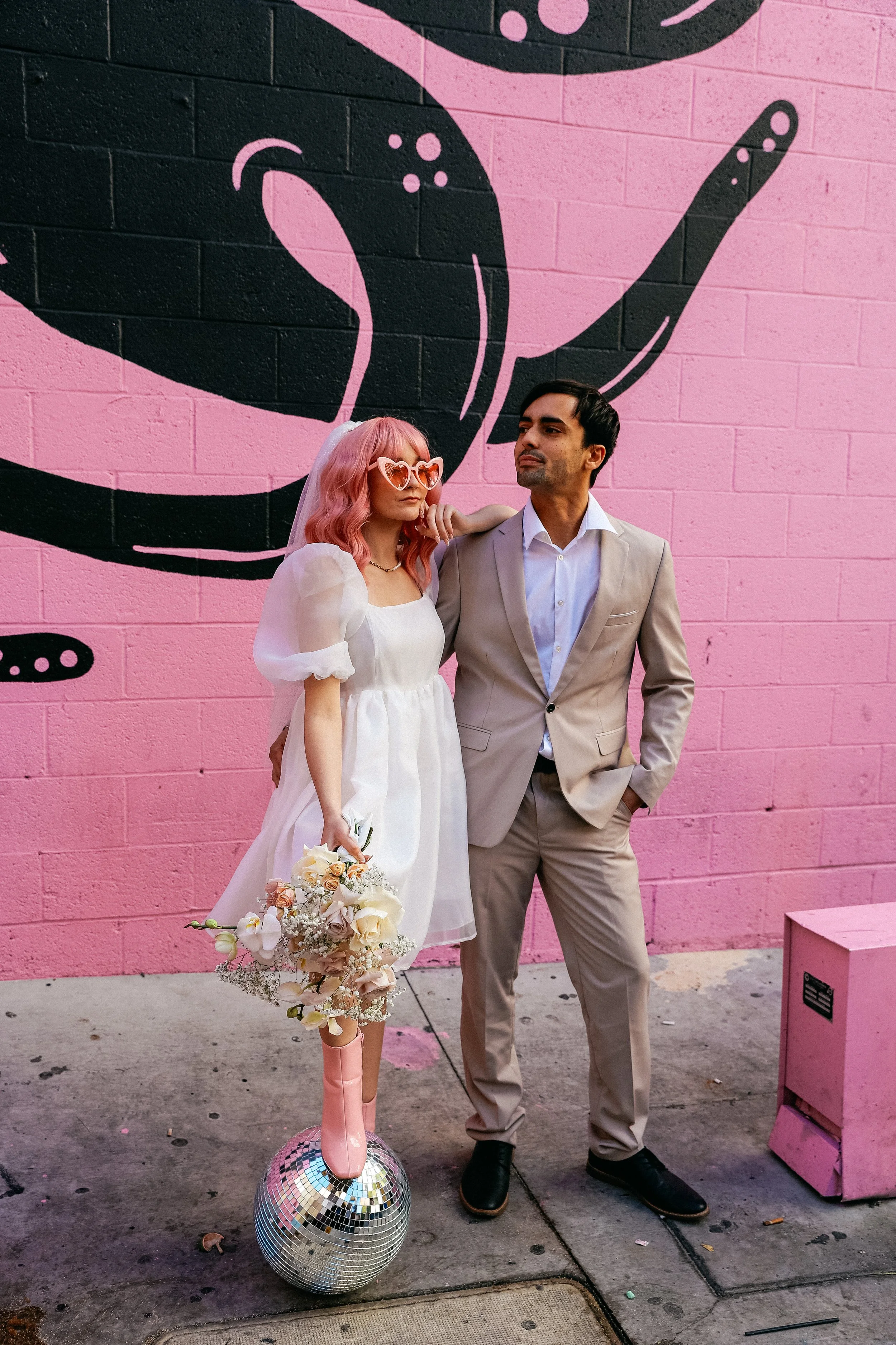 Fashion-Vegas-Elopement-13.jpg
