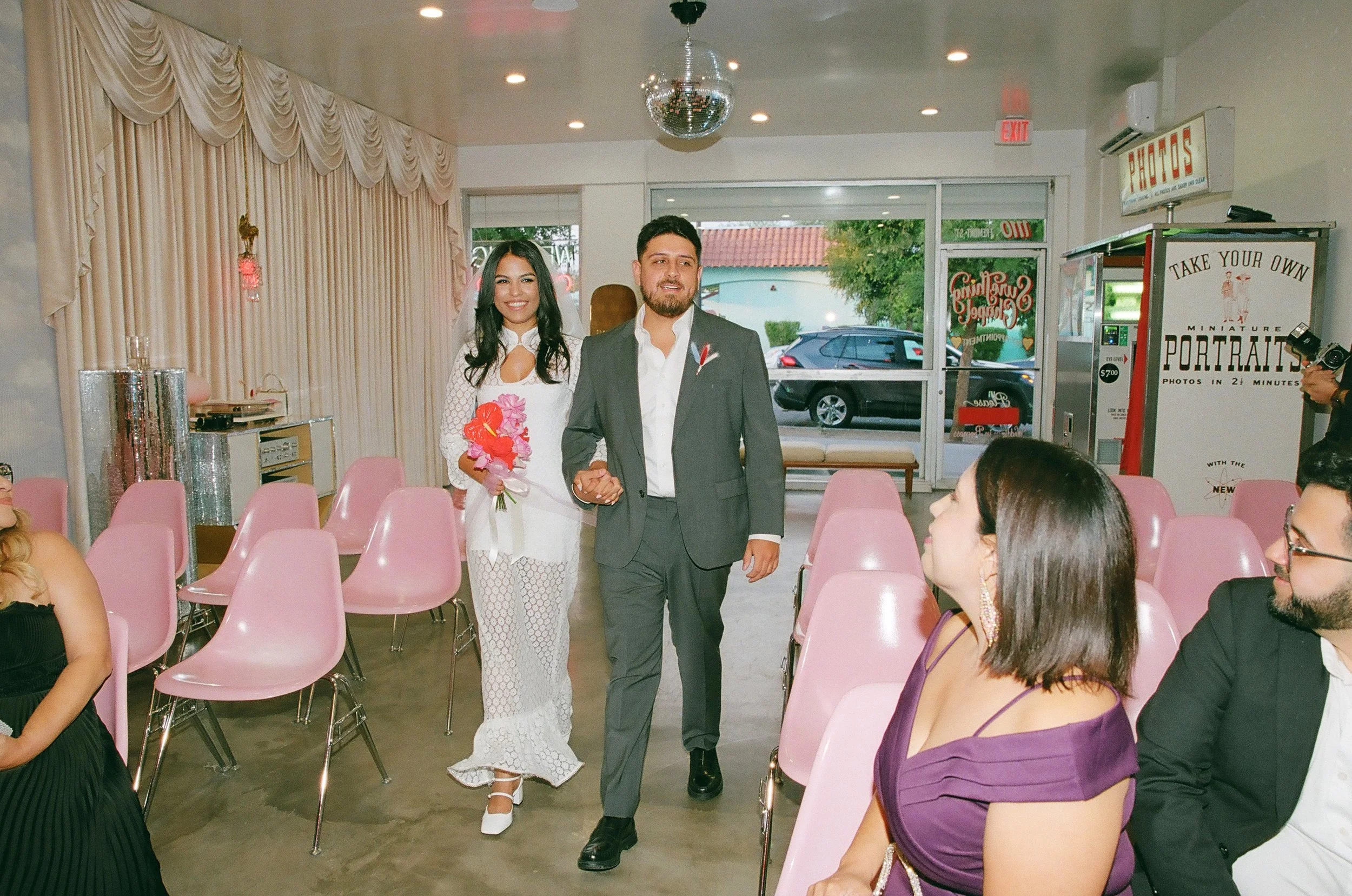 Paola-Vegas-Elopement-12.jpg