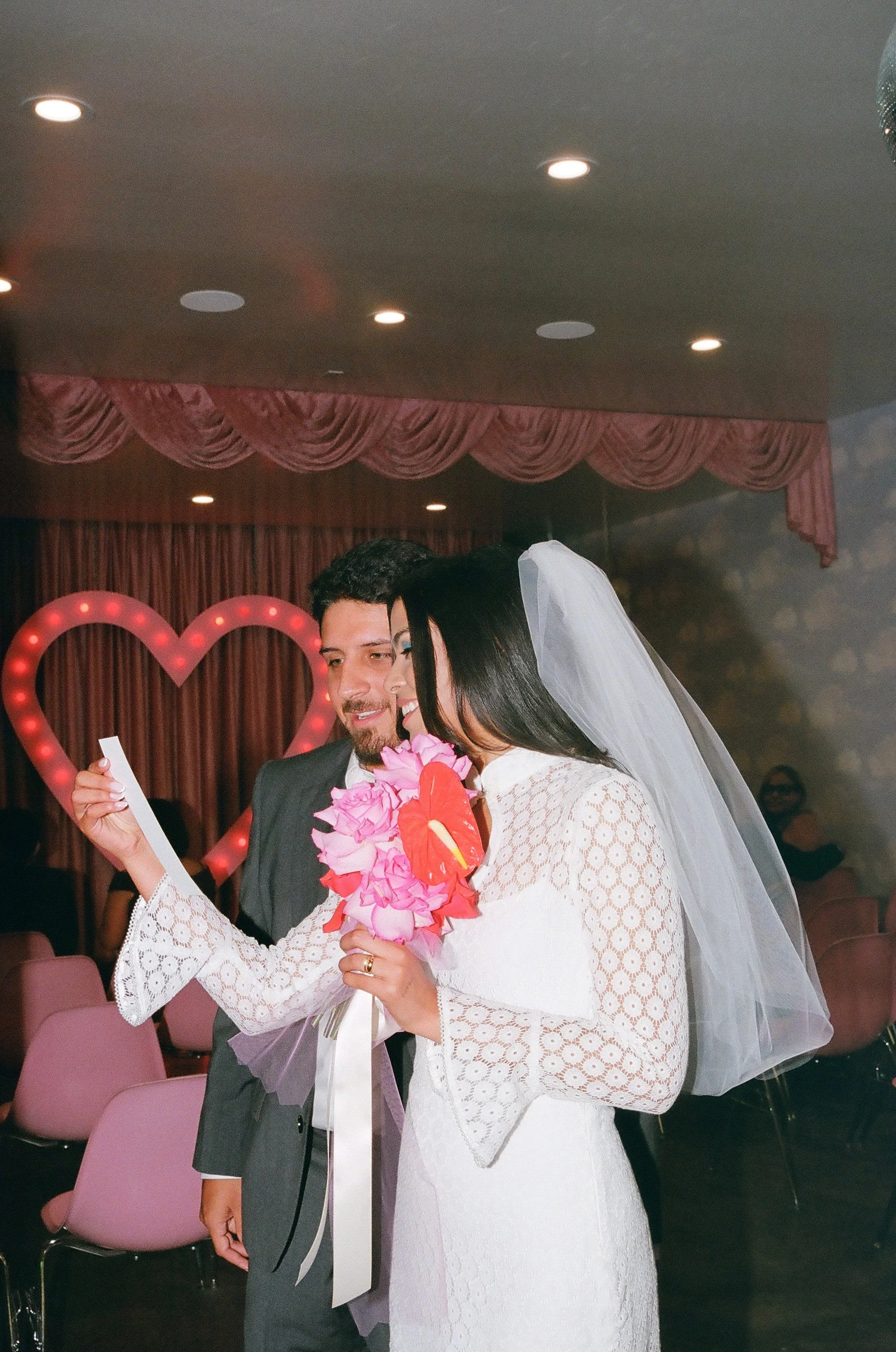 Paola-Vegas-Elopement-67.jpg