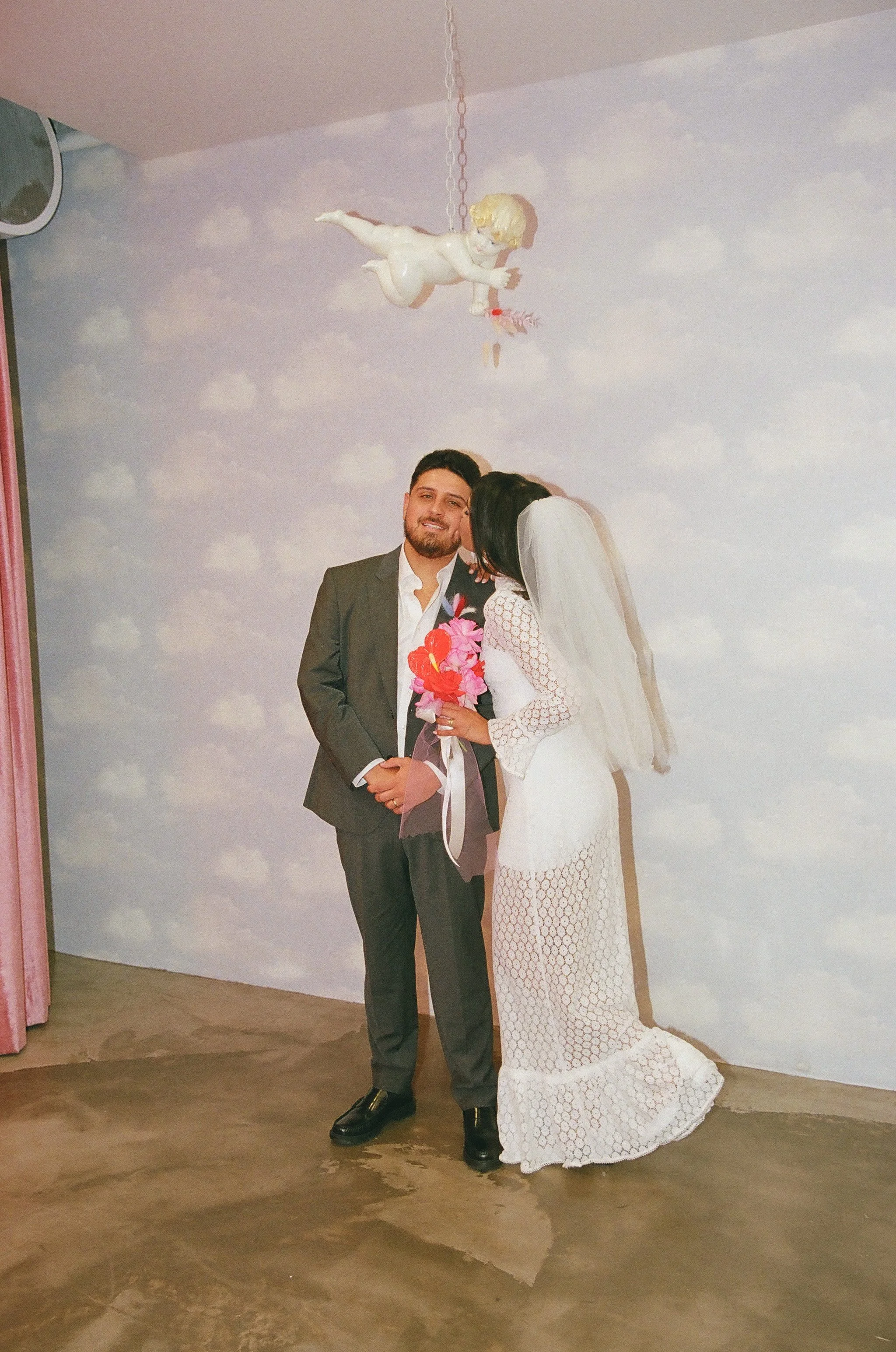 Paola-Vegas-Elopement-112.jpg