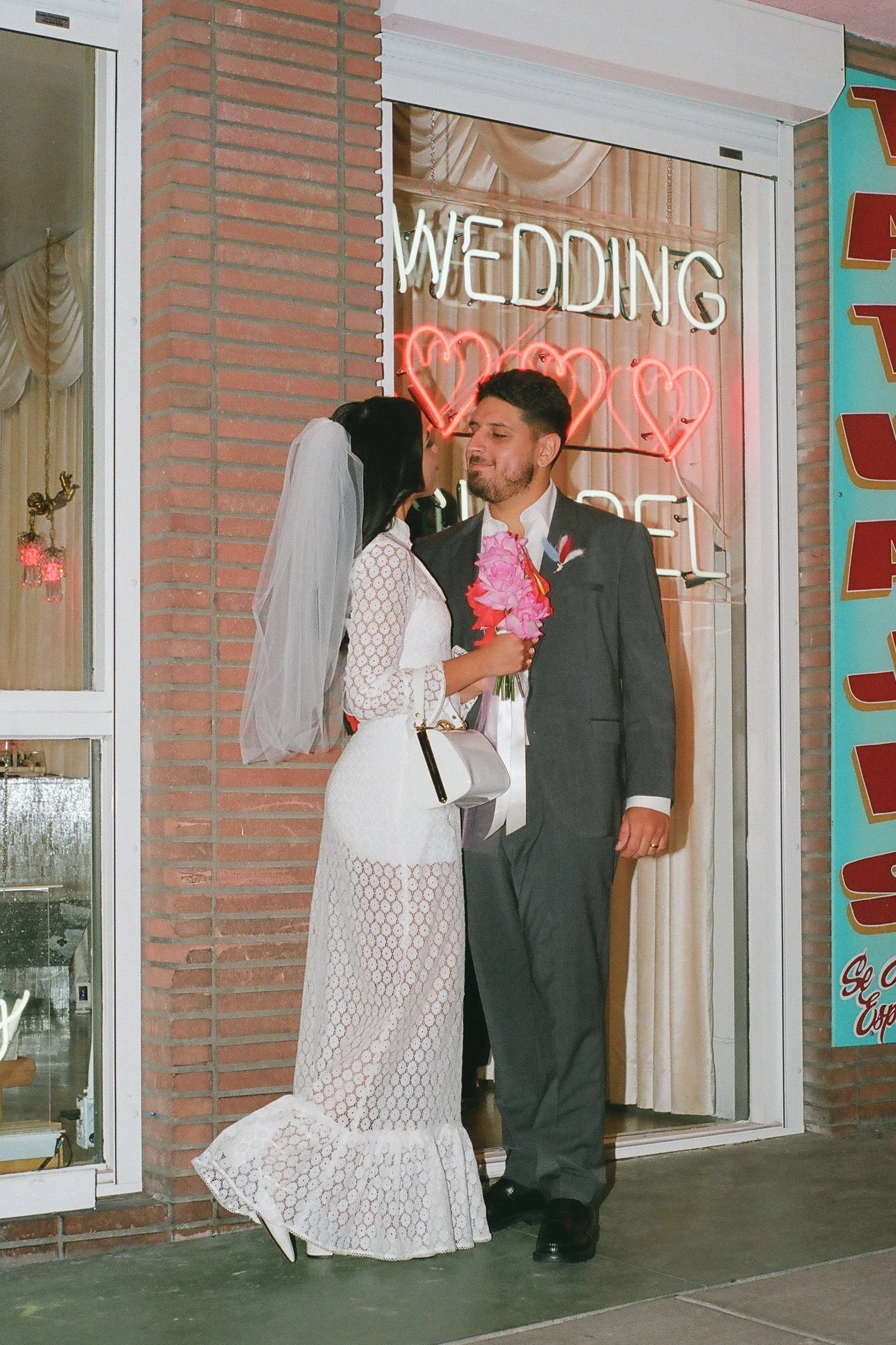 Paola-Vegas-Elopement-116.jpg
