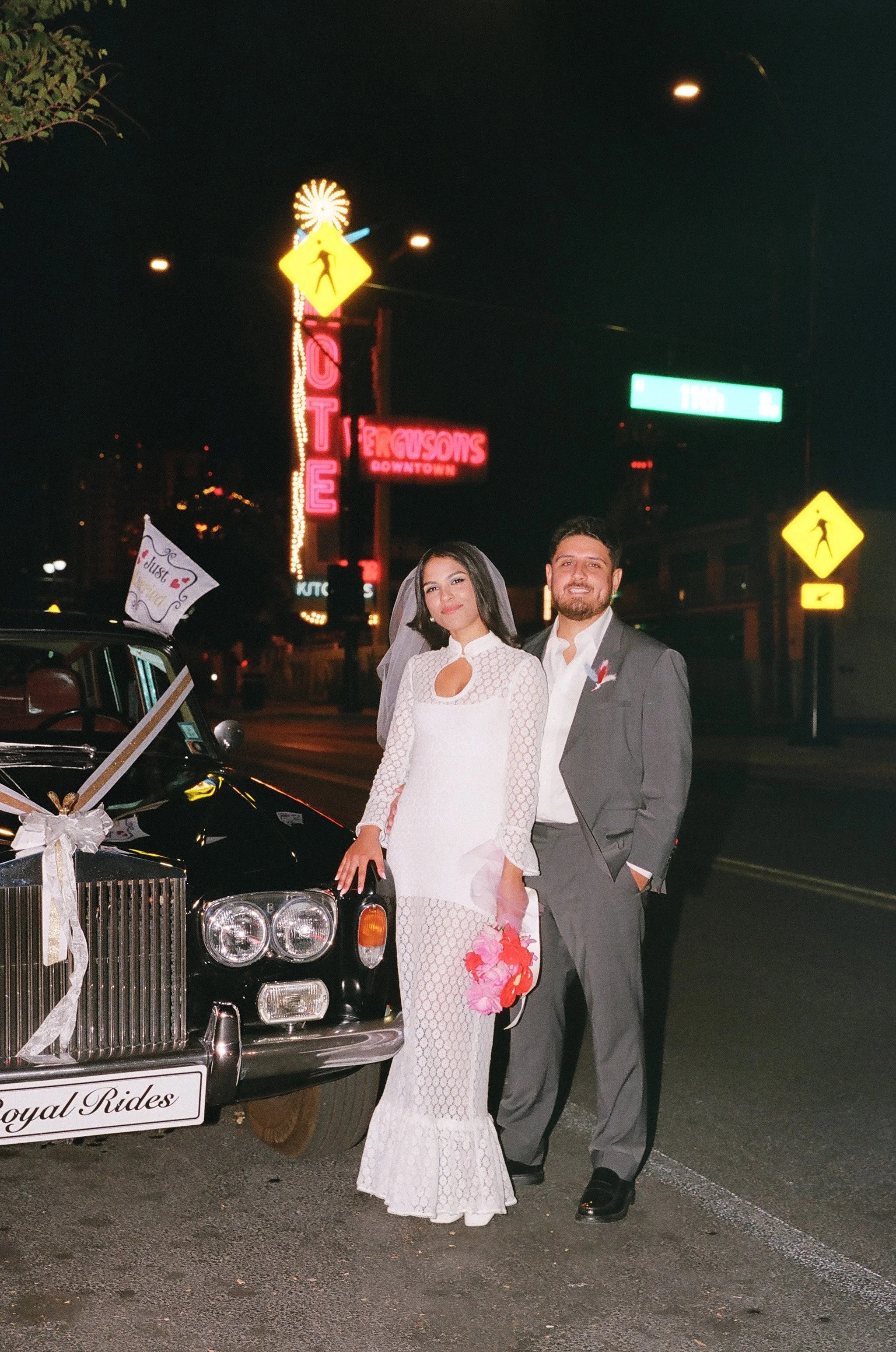 Paola-Vegas-Elopement-138.jpg
