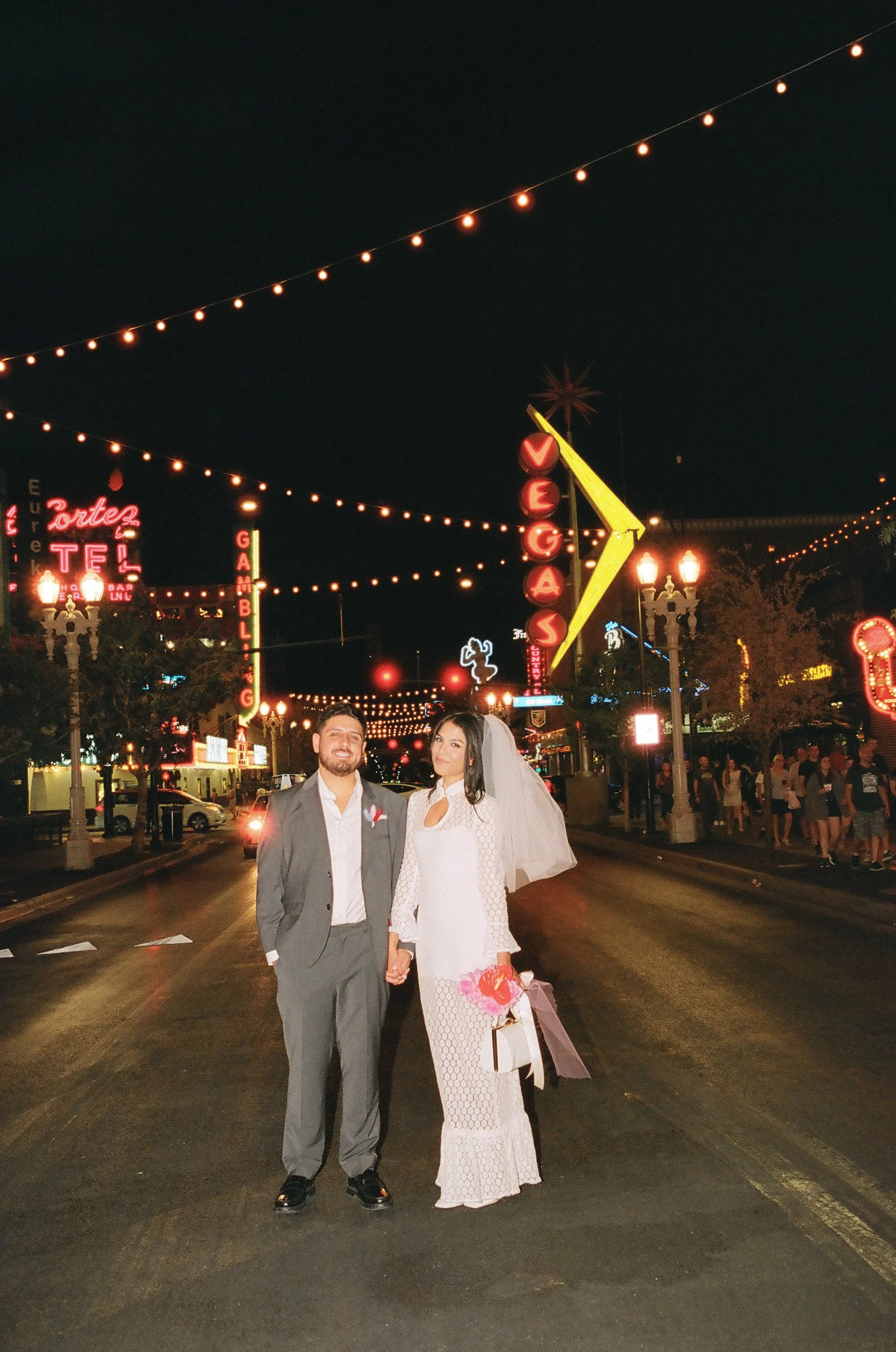 Paola-Vegas-Elopement-161.jpg