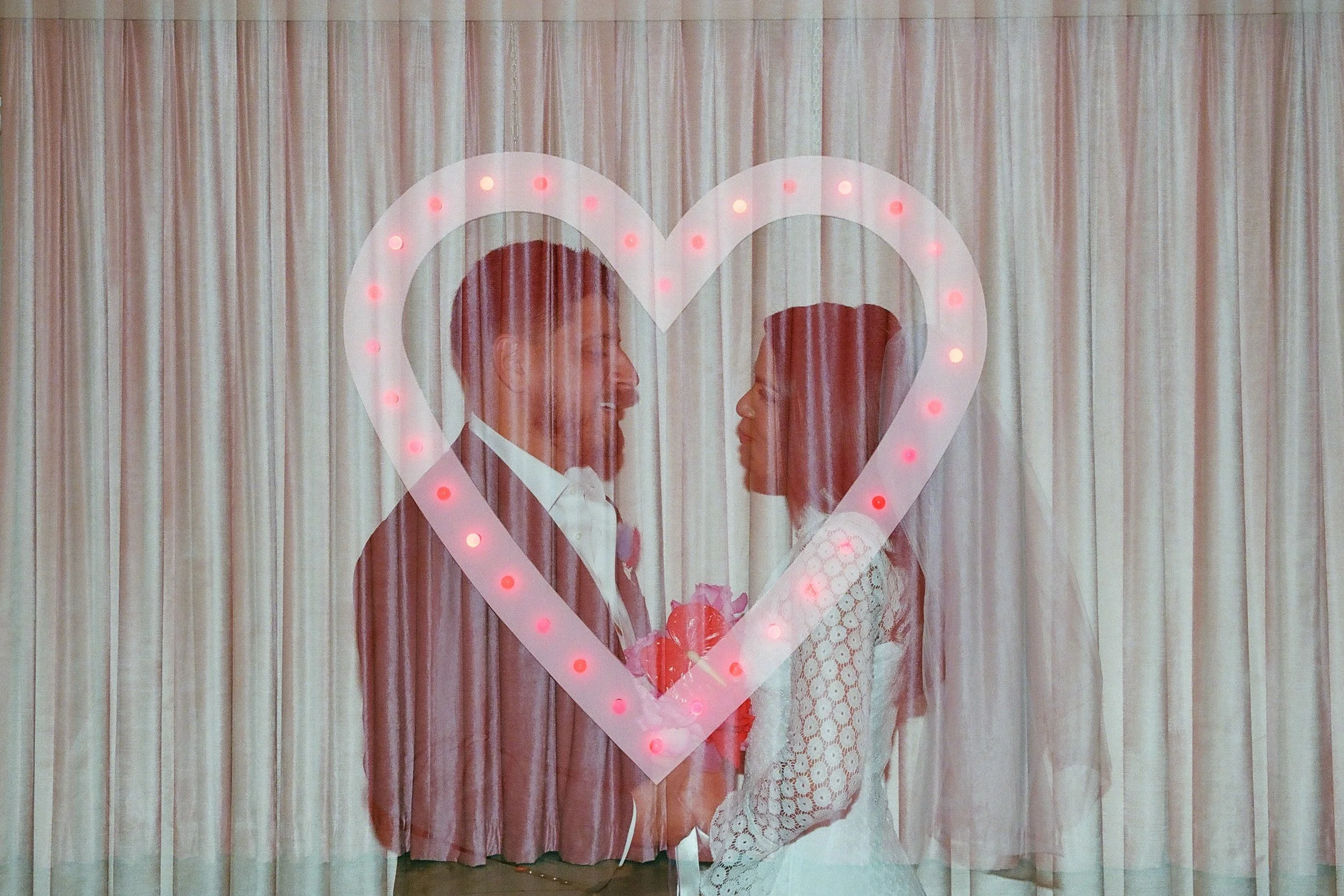 Paola-Vegas-Elopement-65.jpg