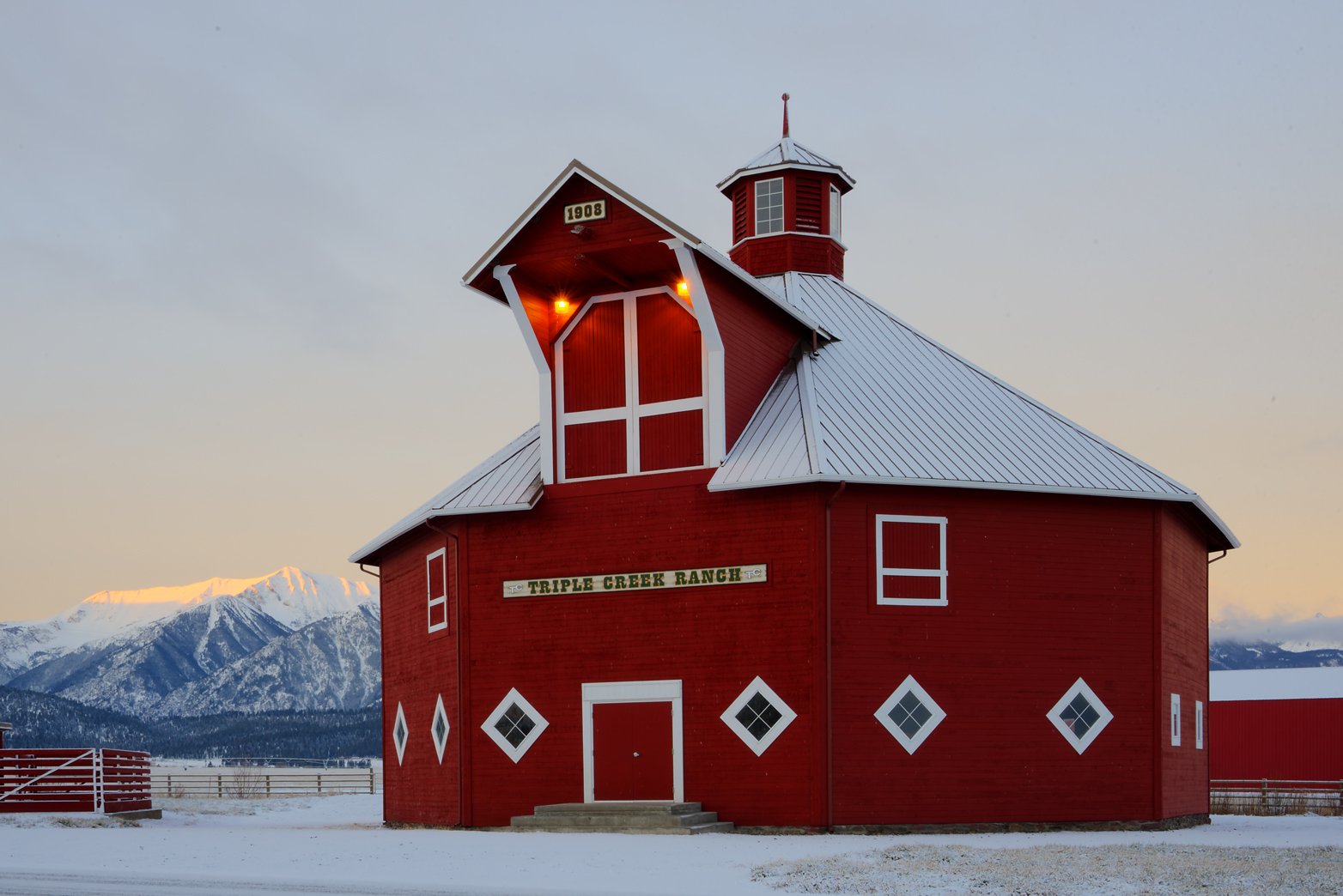 _DBP4509 Brennan Barn.jpg