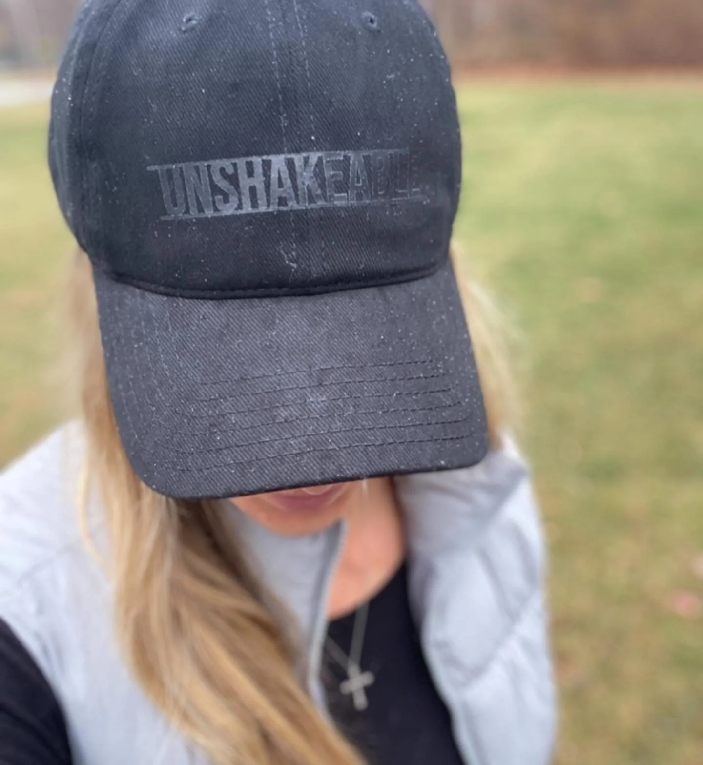 Cold weather, rainy weather&hellip; if it&rsquo;s a &ldquo;run day&rdquo;, I run (in our #UNSHAKEABLE hat) link in bio! 

Disciplined.  Motivated. Grit...Are you UNSHAKEABLE?

After my runs I always recover with our UNSHAKEABLE Ultimate Recovery Drin